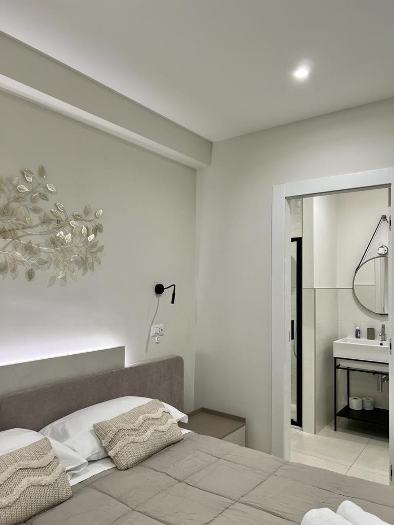Deluxe Triple Room - Photo 6