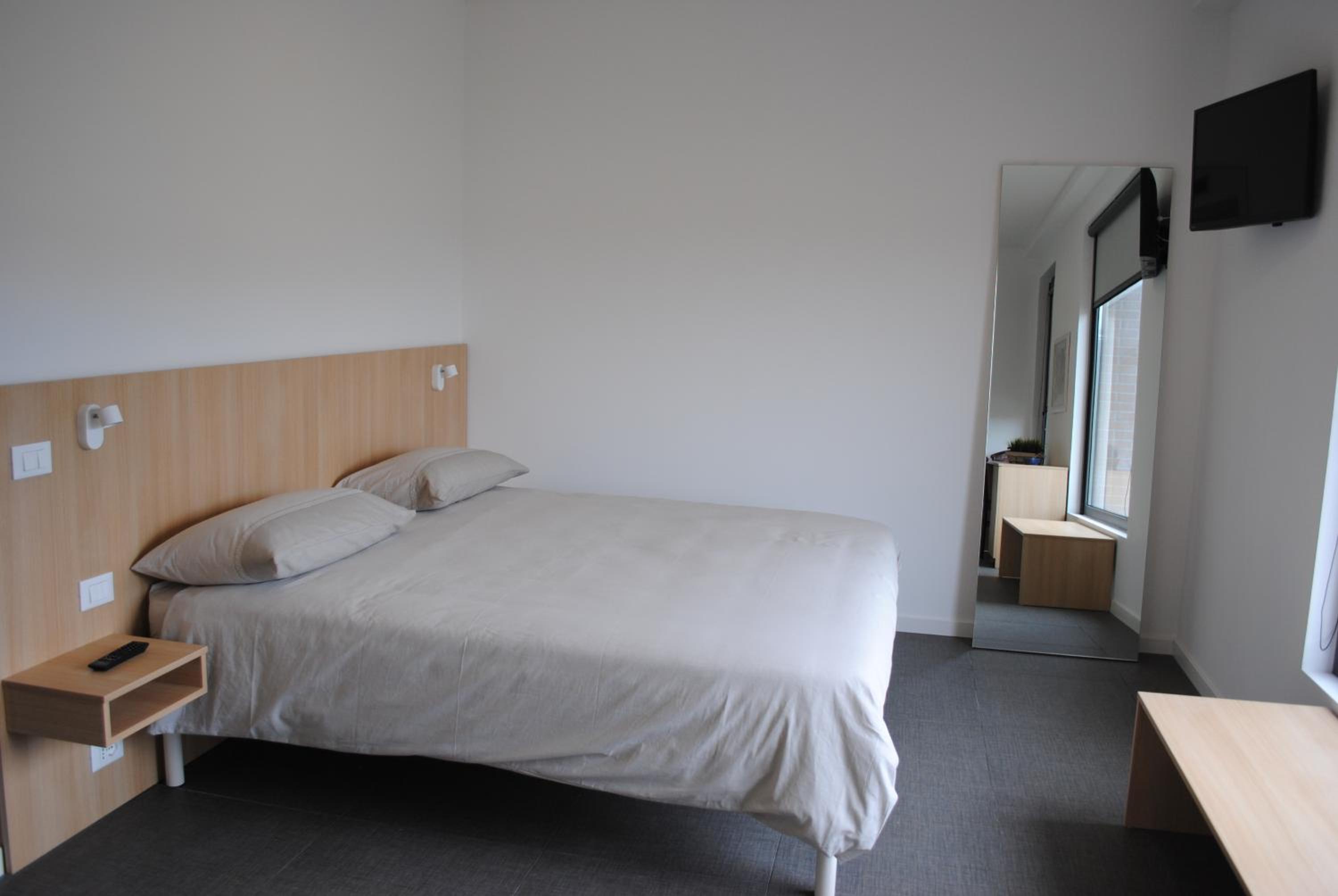Quadruple Room - Disability Access - Photo 1