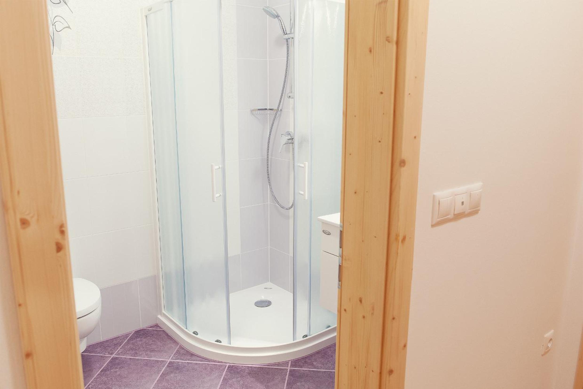 Double Room - Photo 6