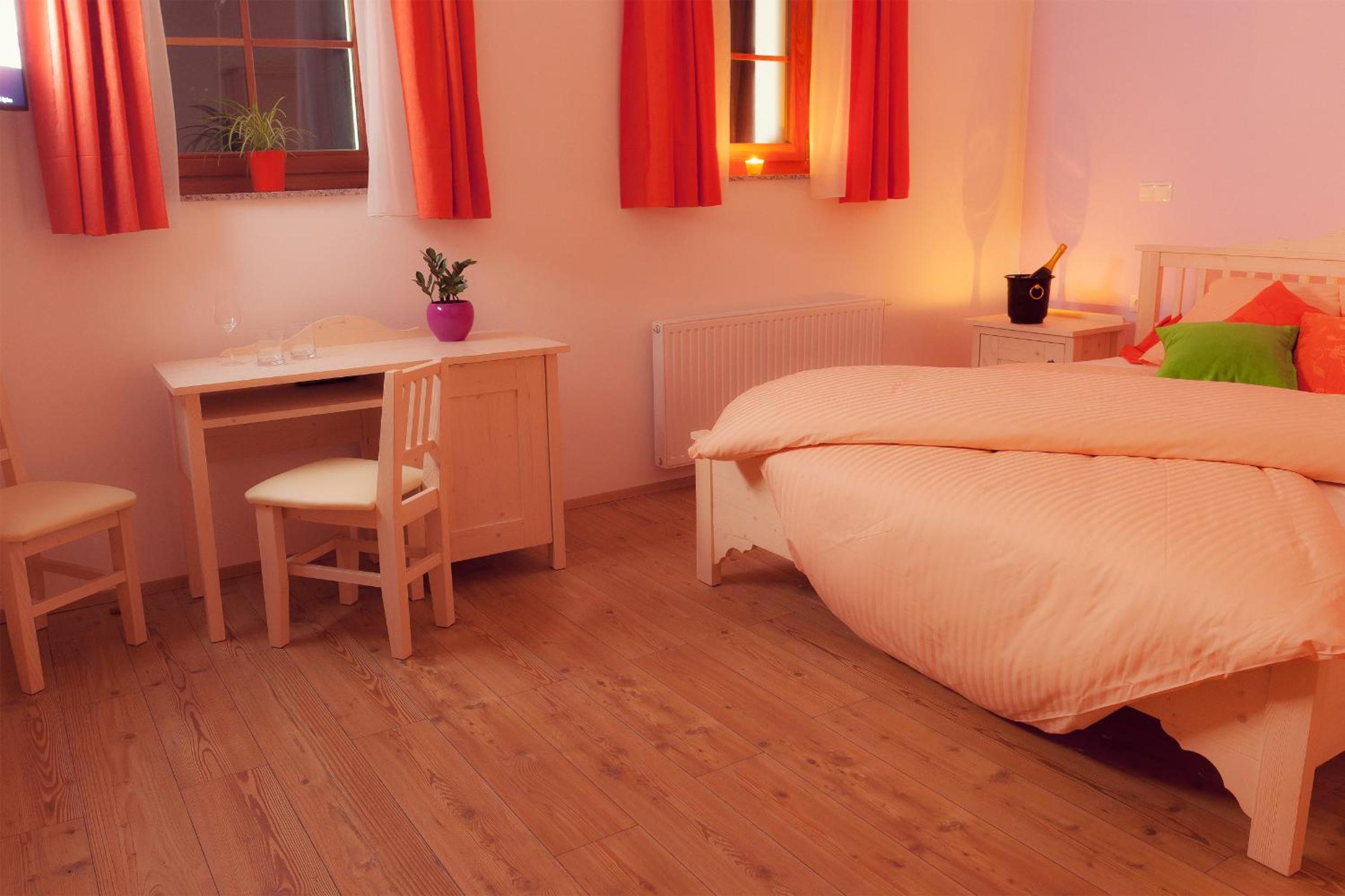 Double Room - Photo 3
