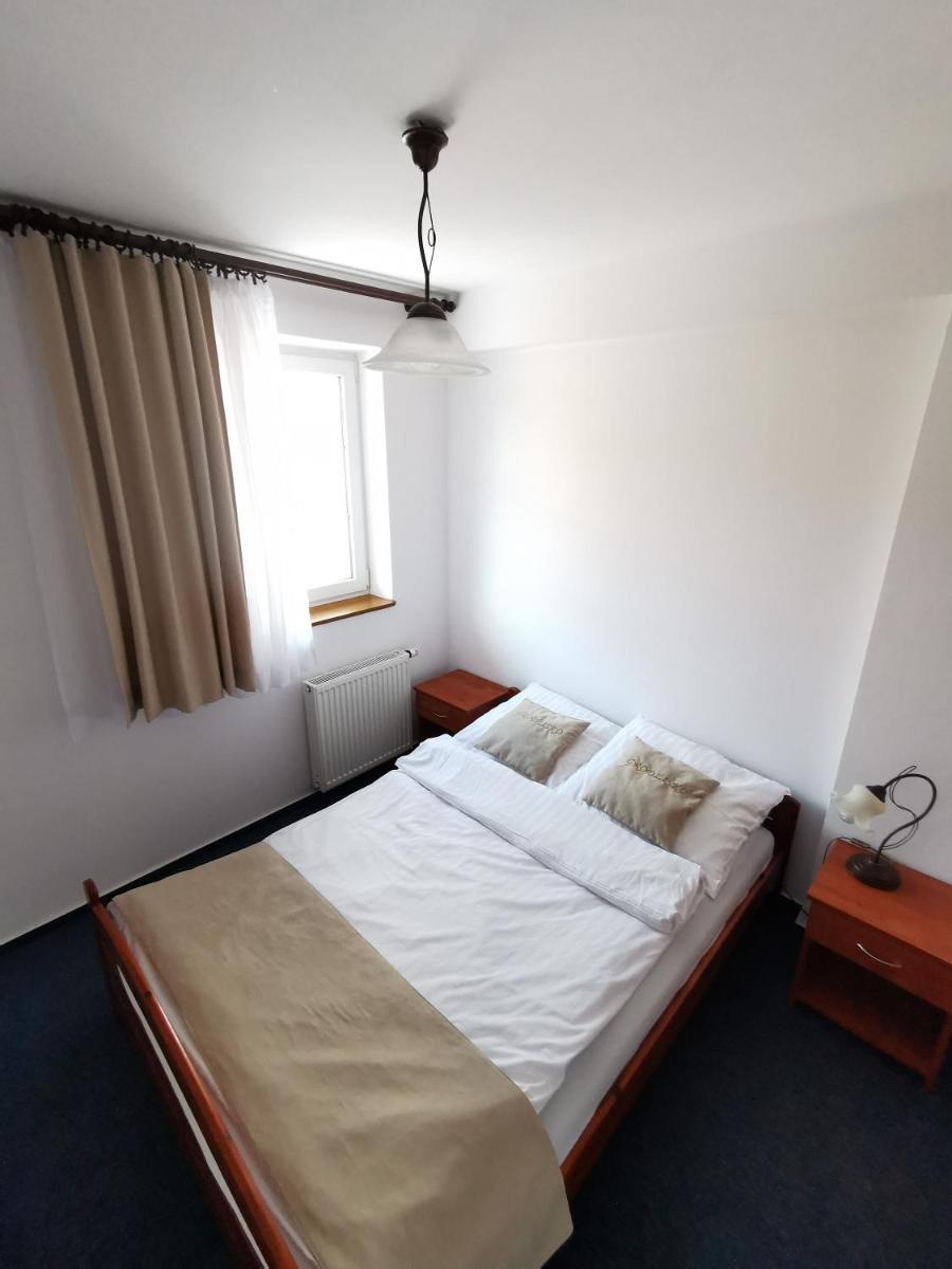 Apartment with Balcony photo 3