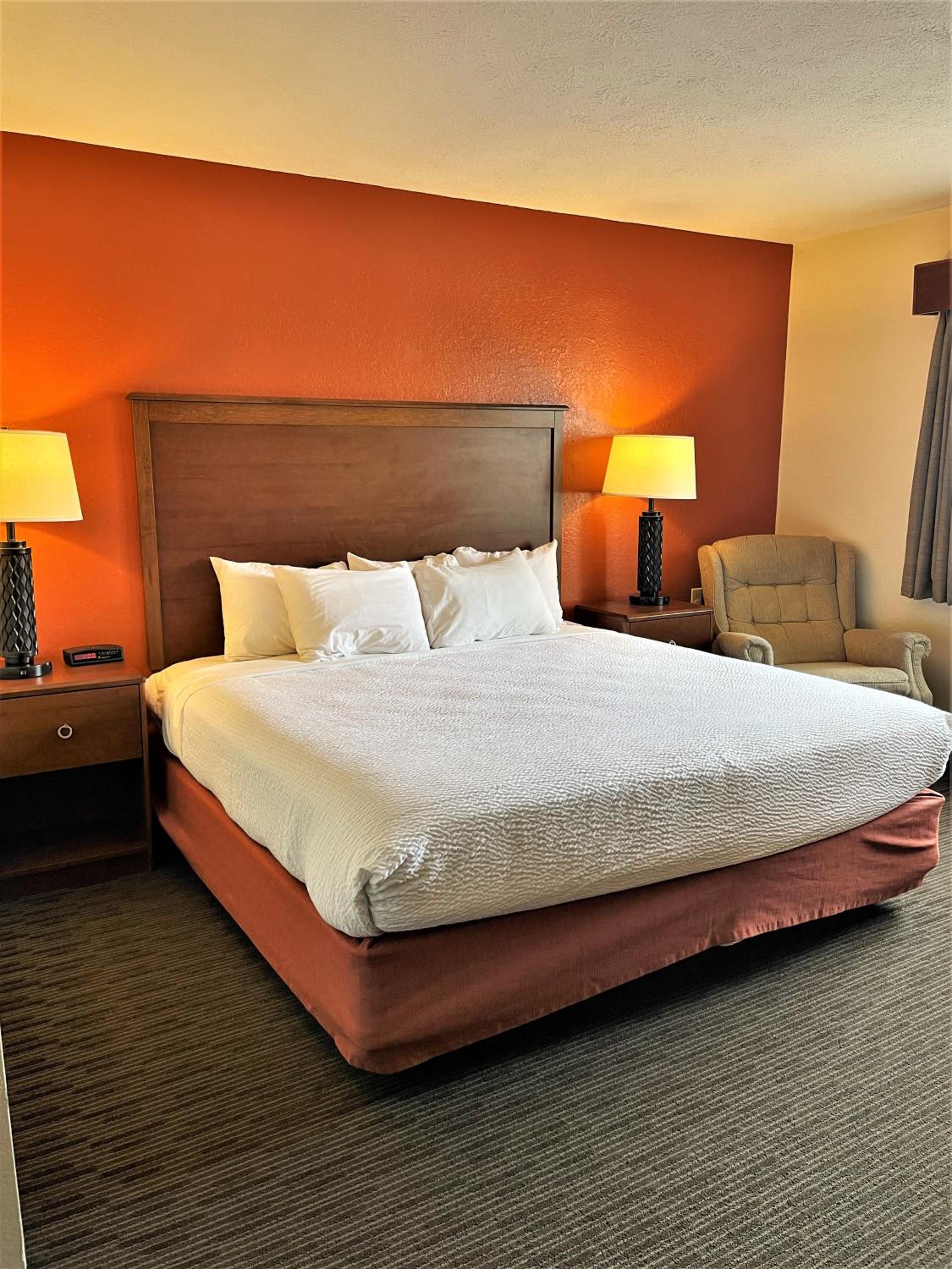 King Room - Mobility Access/Non-Smoking - Photo 1