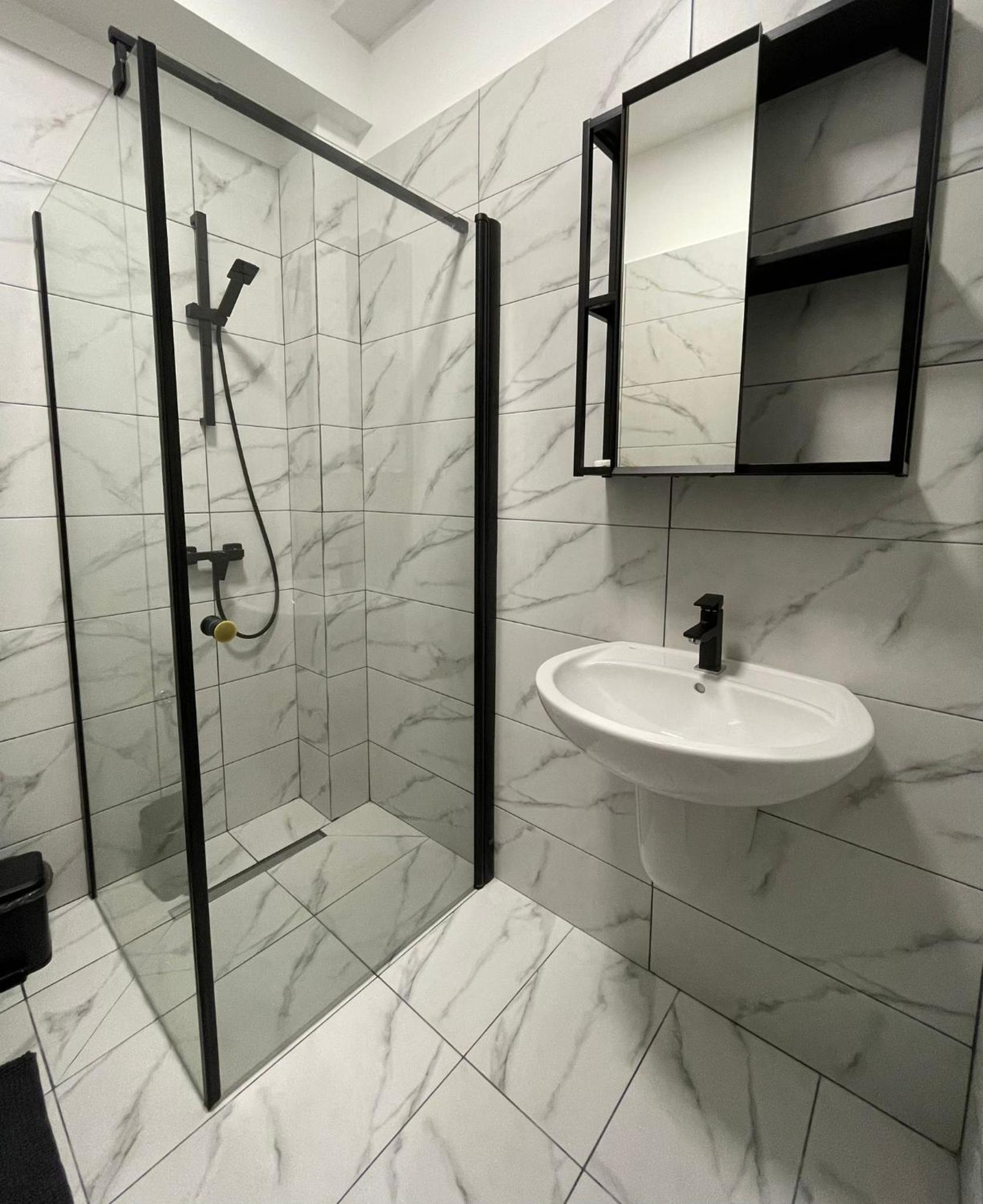 Deluxe Double Room - Photo 4