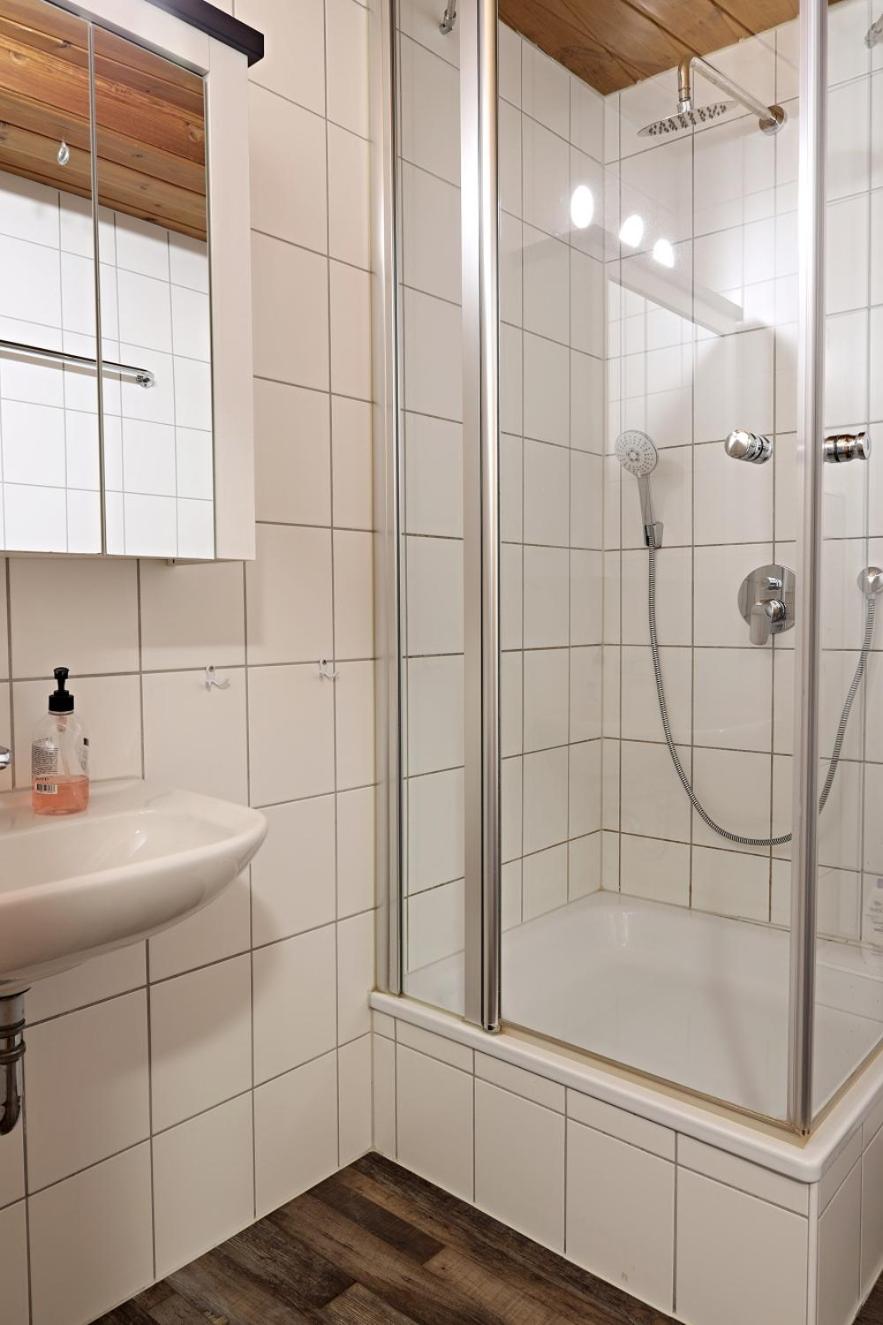 Double Room - Photo 11