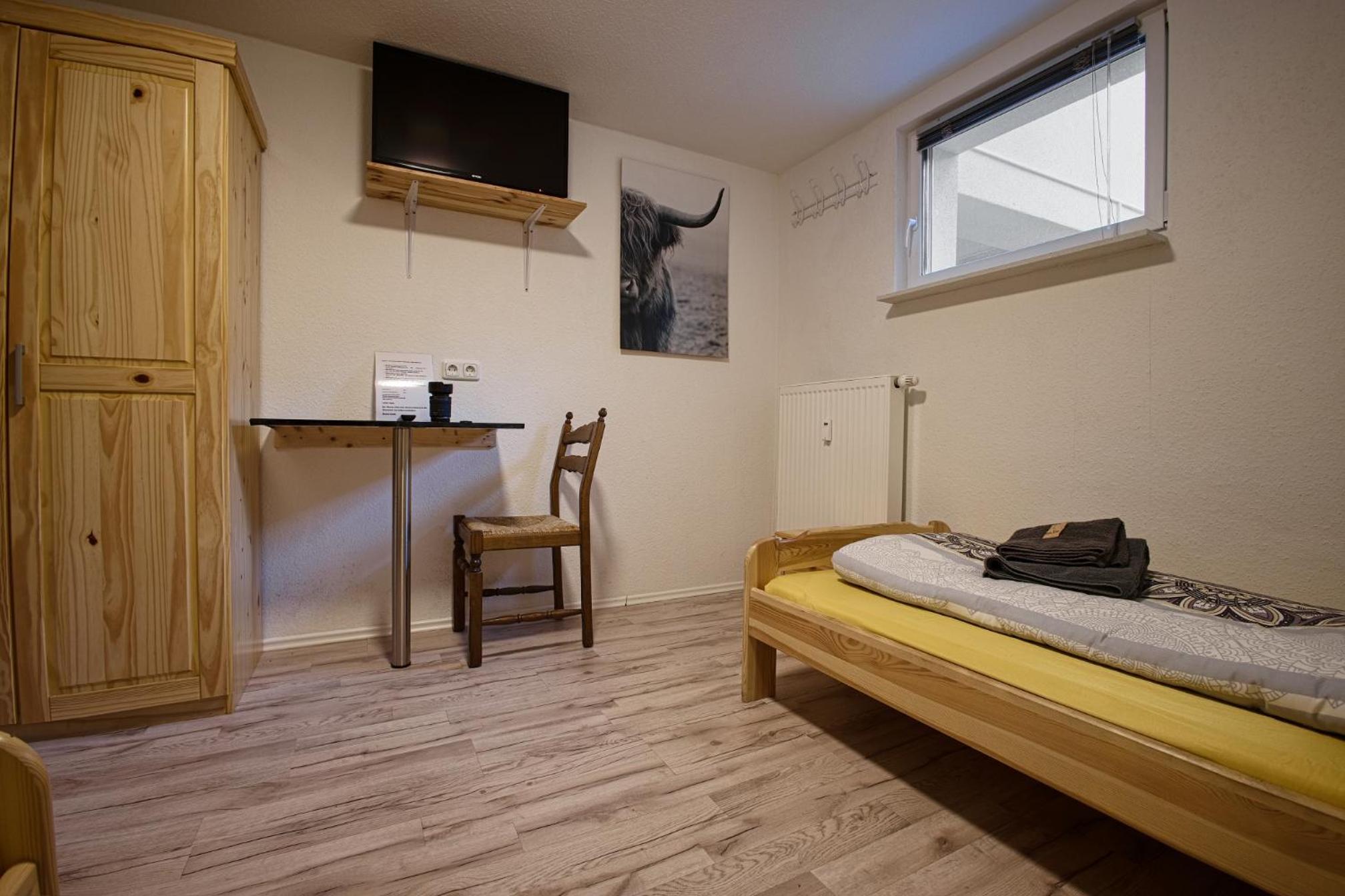 Double Room - Photo 6