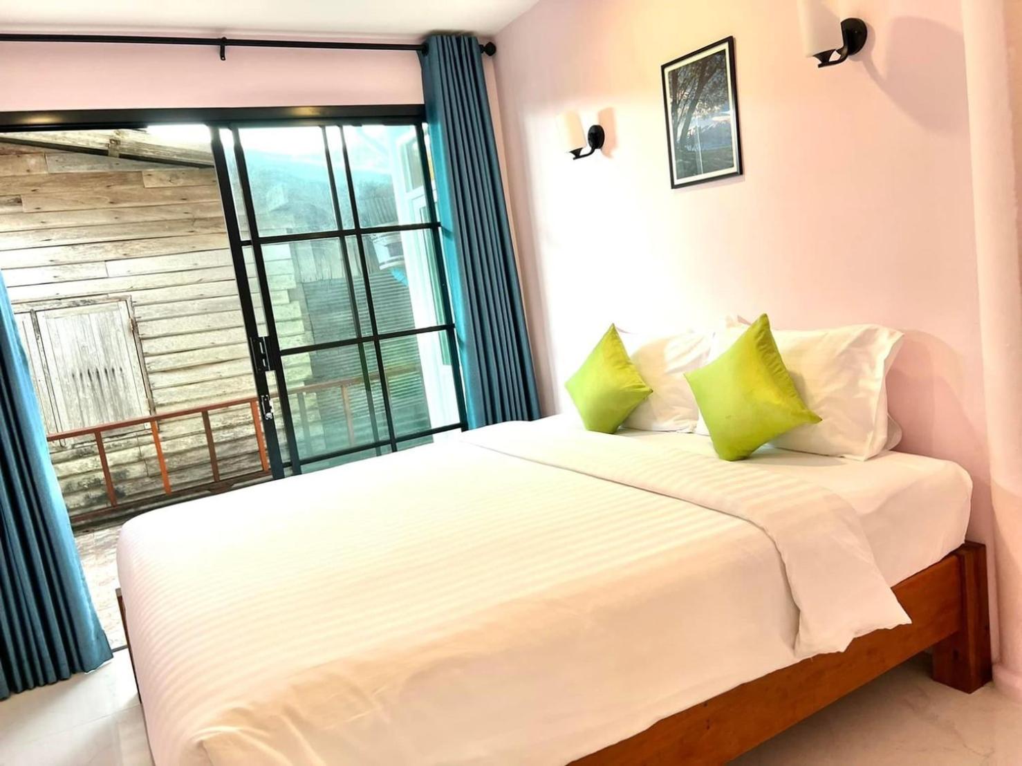 Standard Double Room - Photo 1