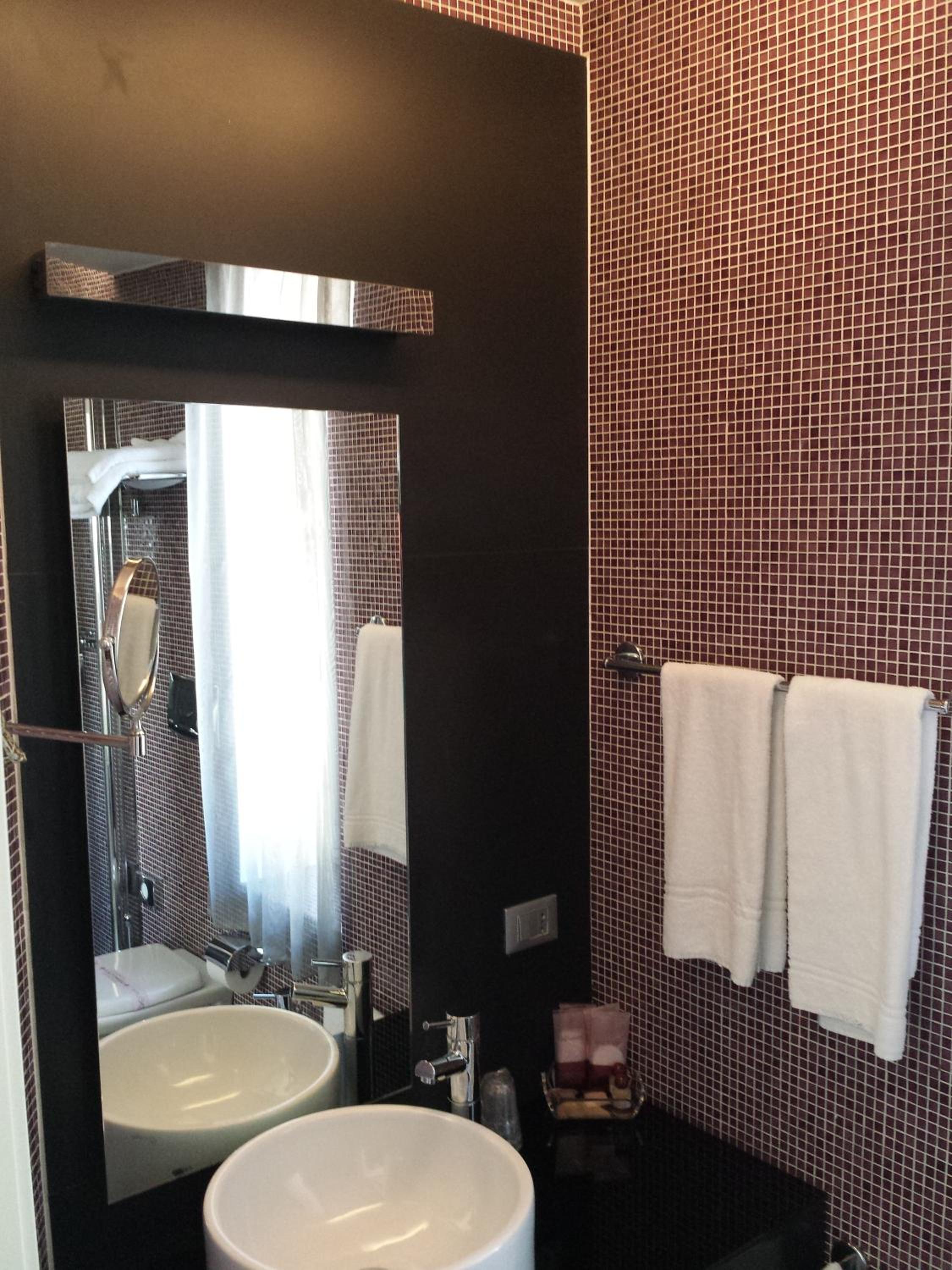 Double Room - Photo 19