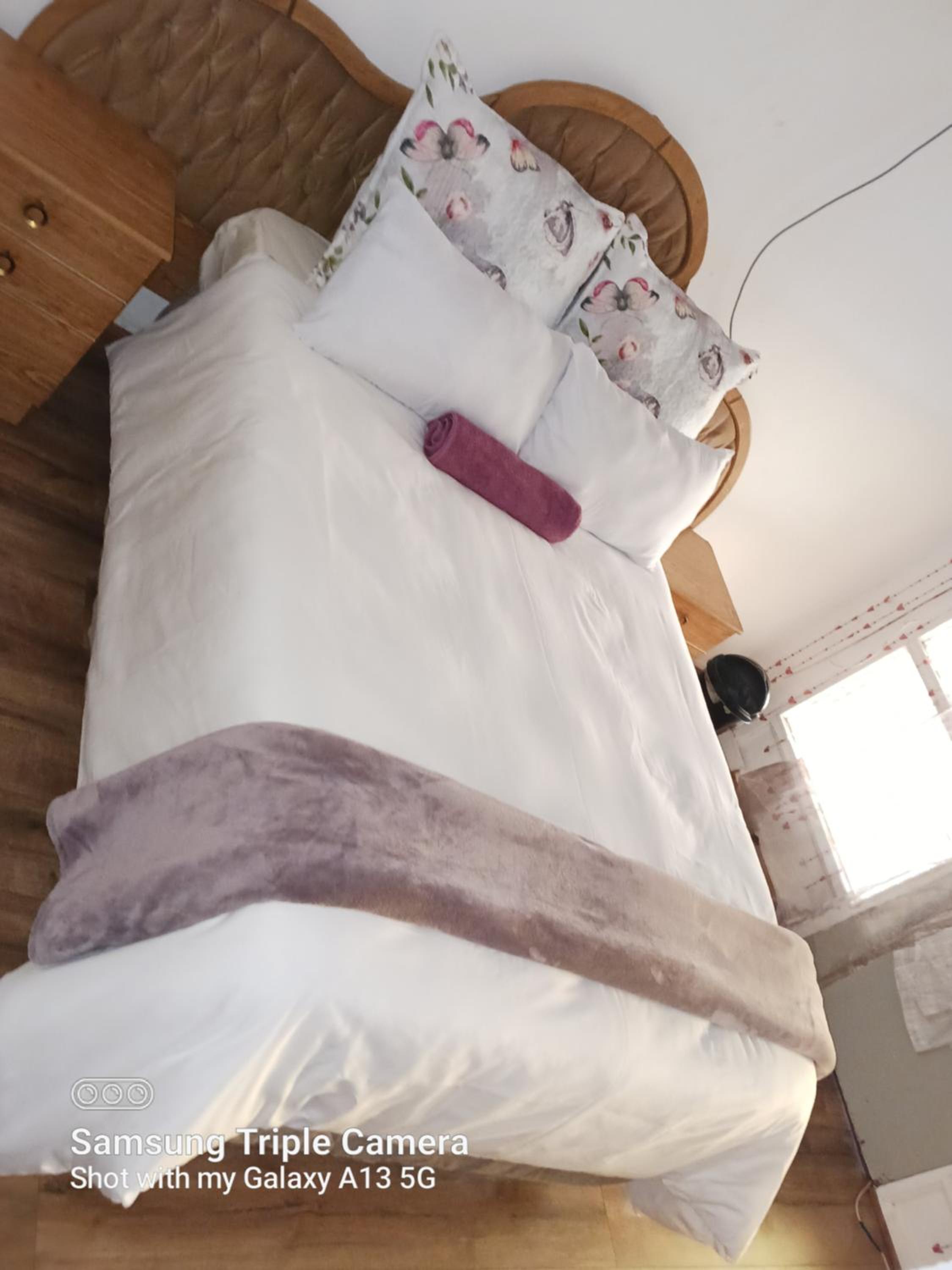 Budget Double Room photo 3