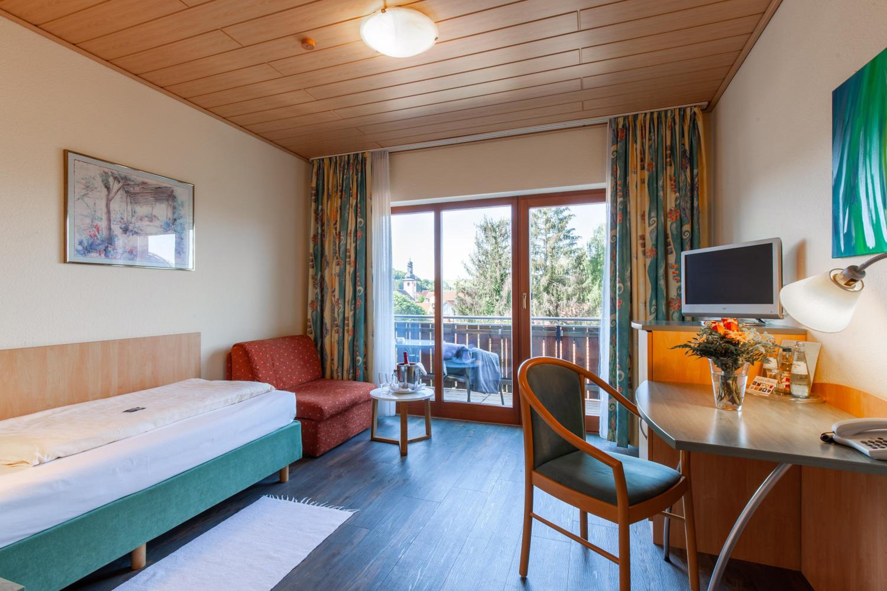Single Room photo 3