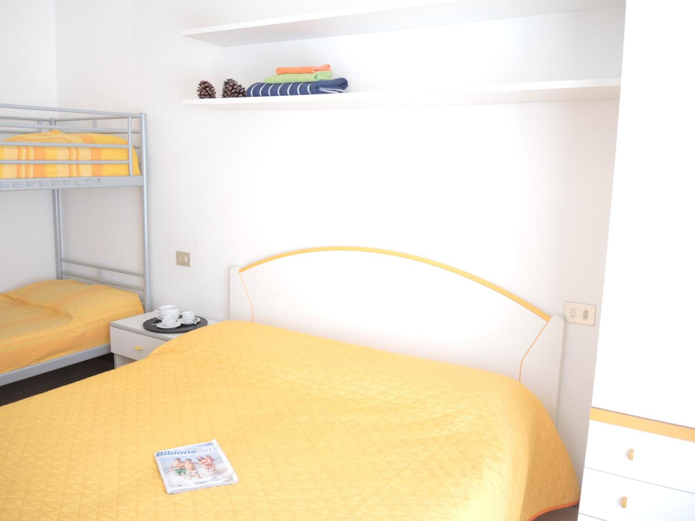 One-Bedroom Apartment photo 1