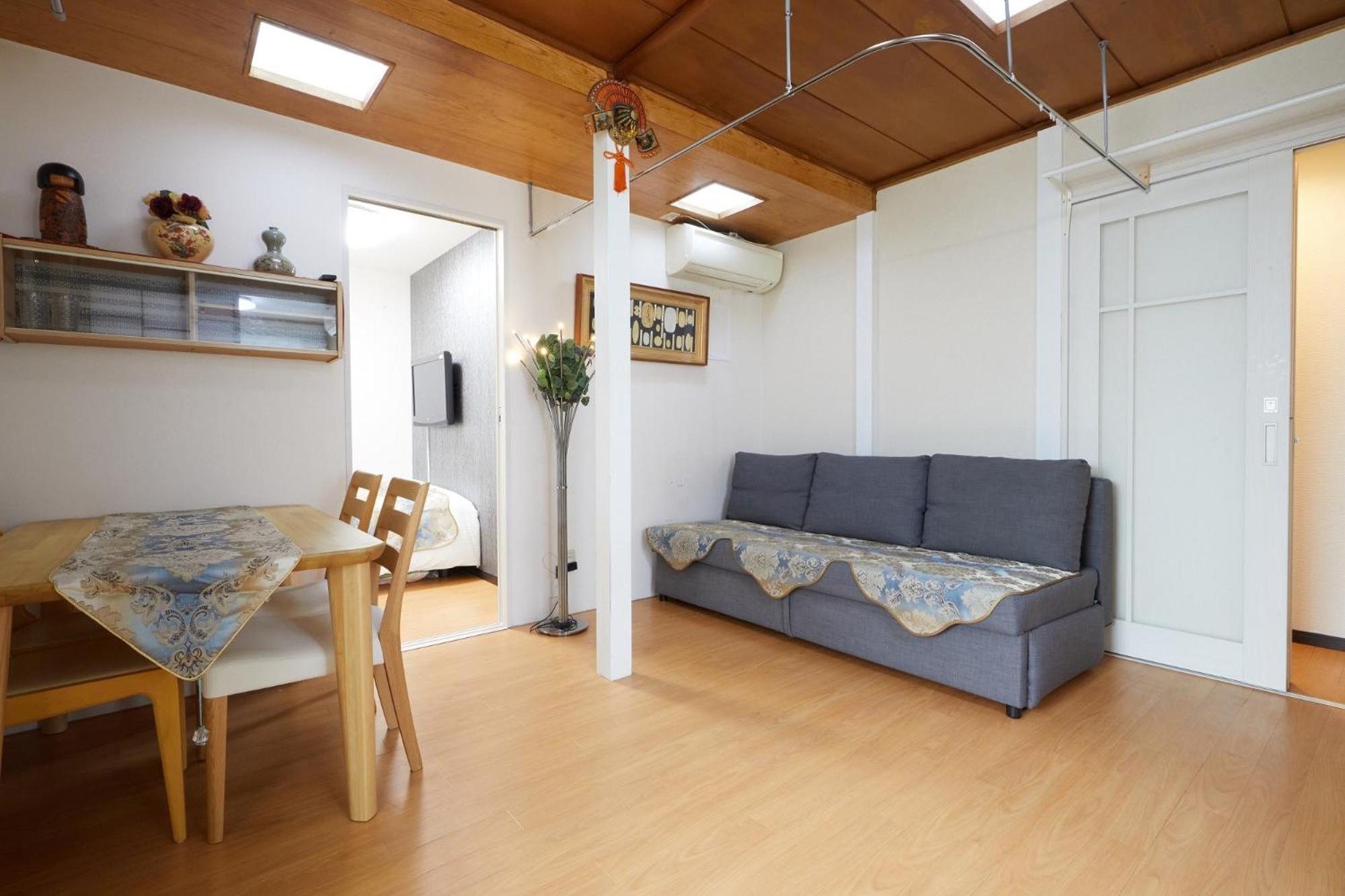Three-Bedroom Apartment photo 3