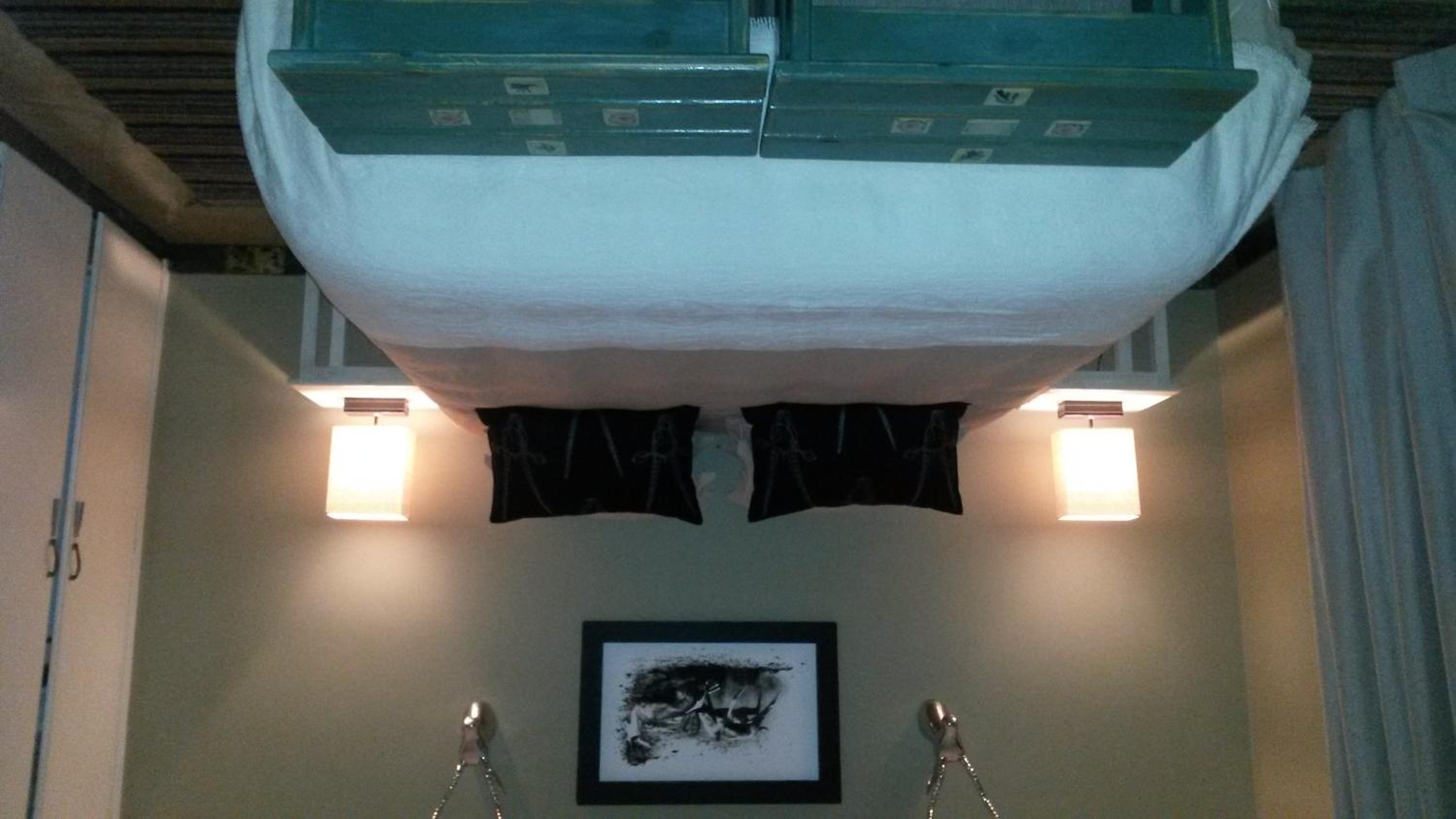 Family Room with Shower - Photo 8
