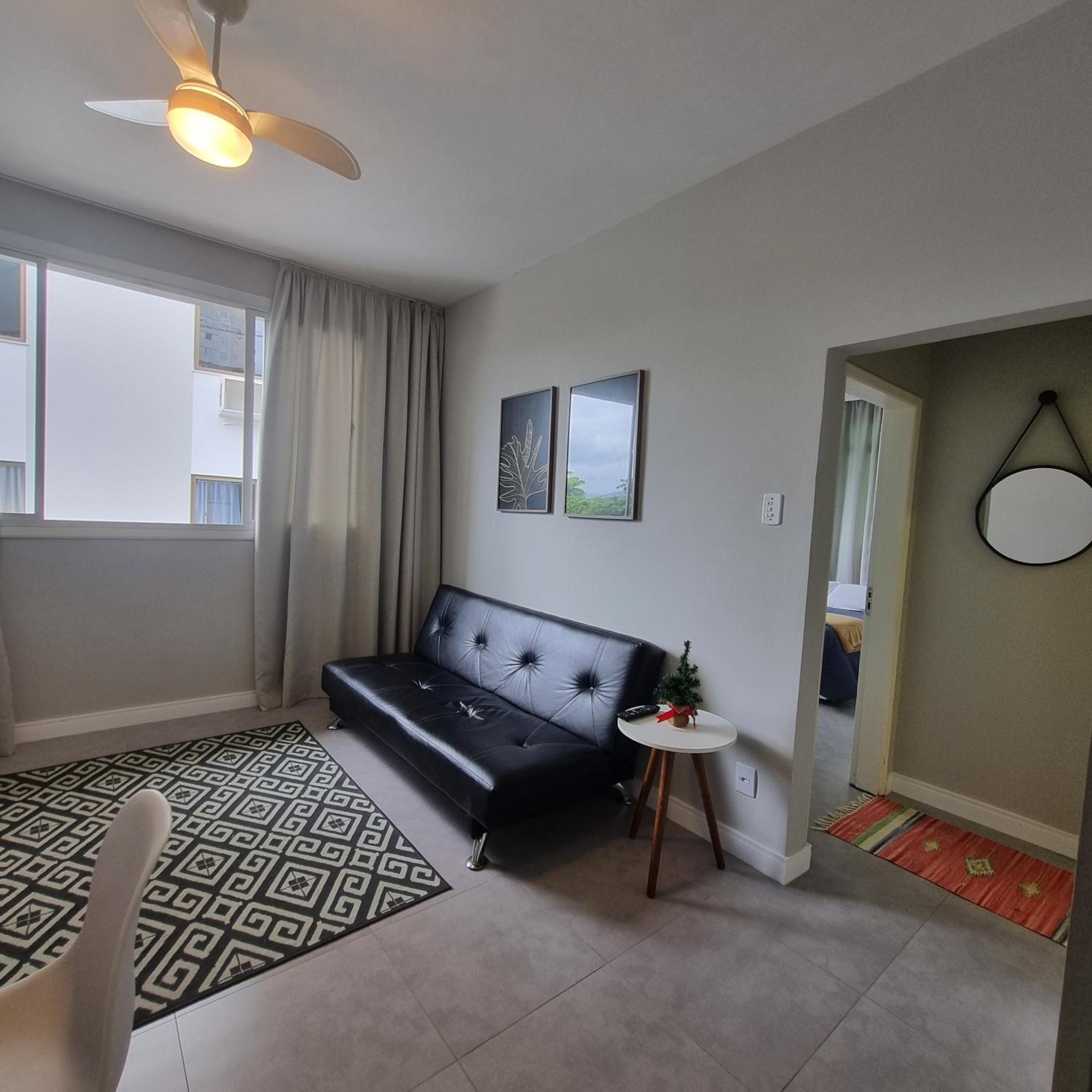 One-Bedroom Apartment - Photo 32