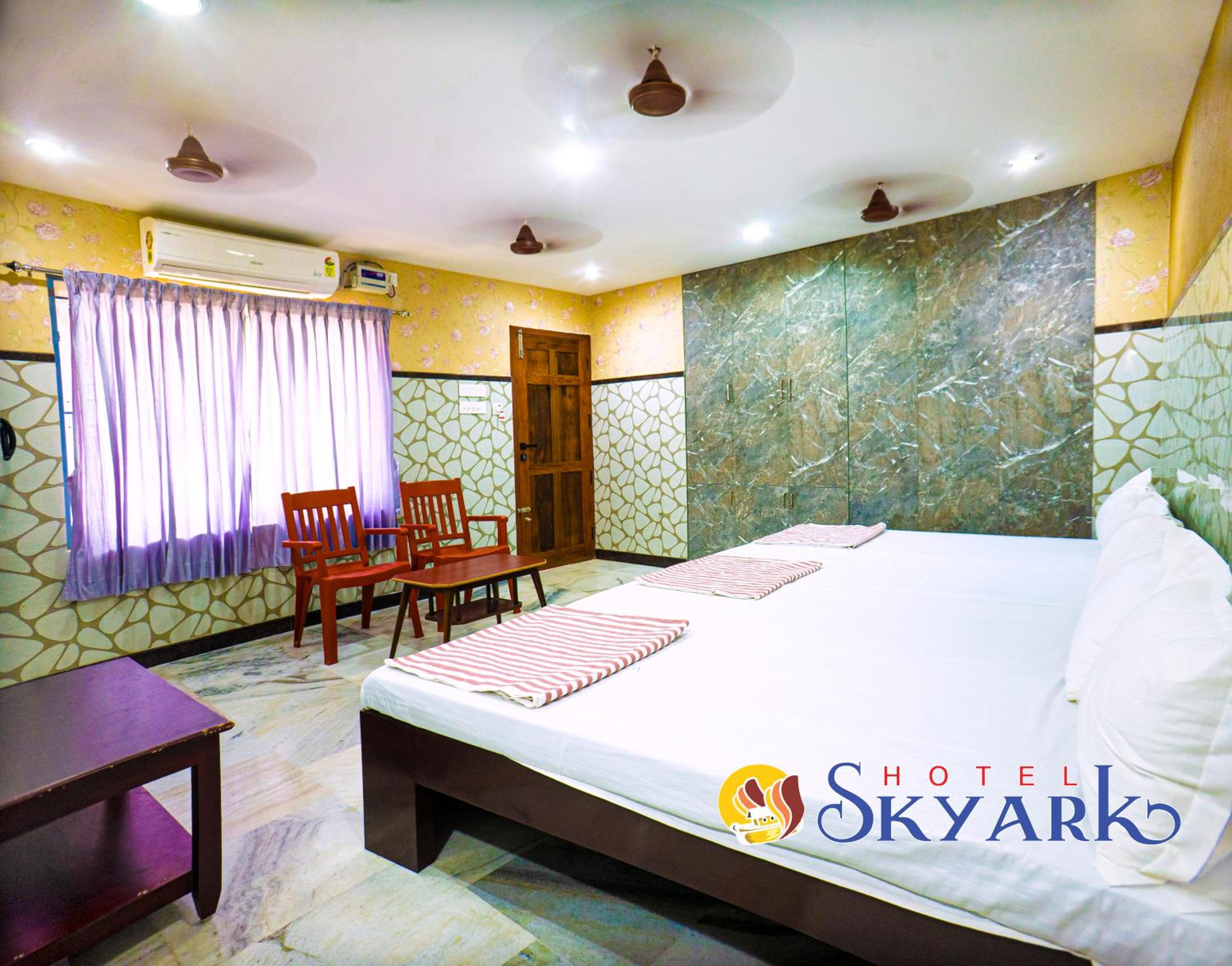 Classic Quadruple Room - Photo 1
