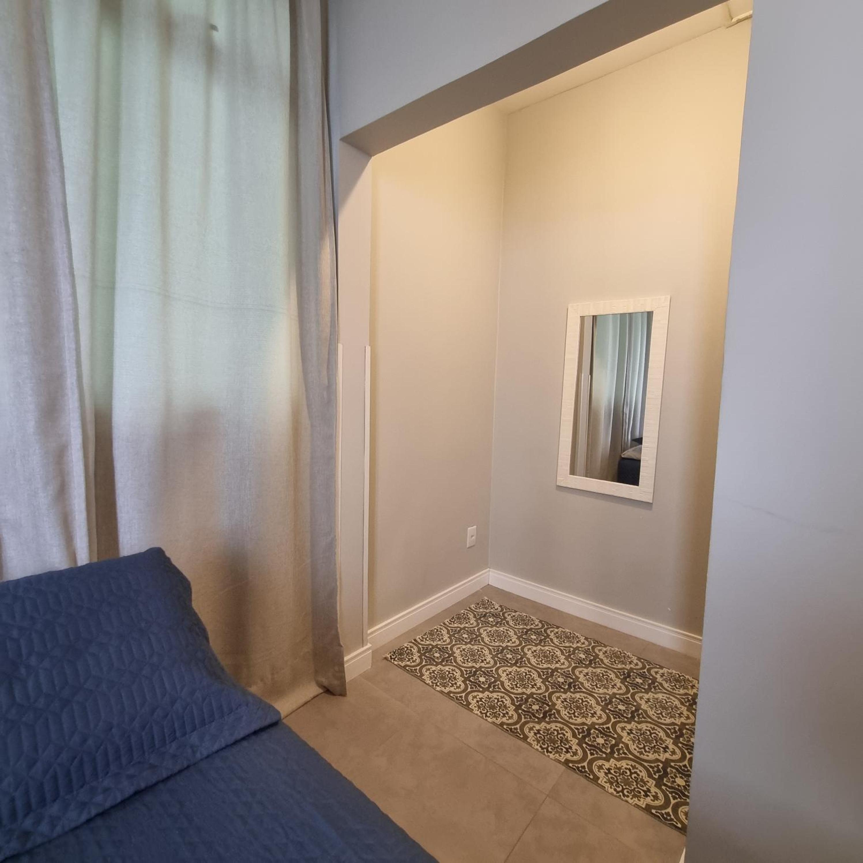 One-Bedroom Apartment - Photo 33