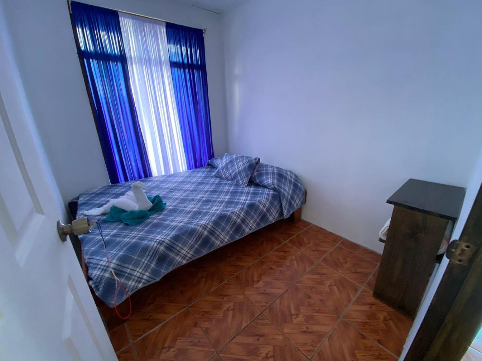 Double Room with Shared Bathroom photo 3