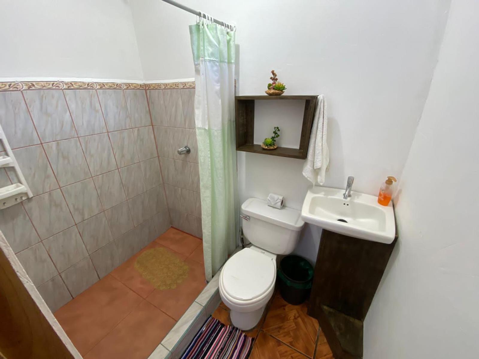 Double Room with Private Bathroom photo 2