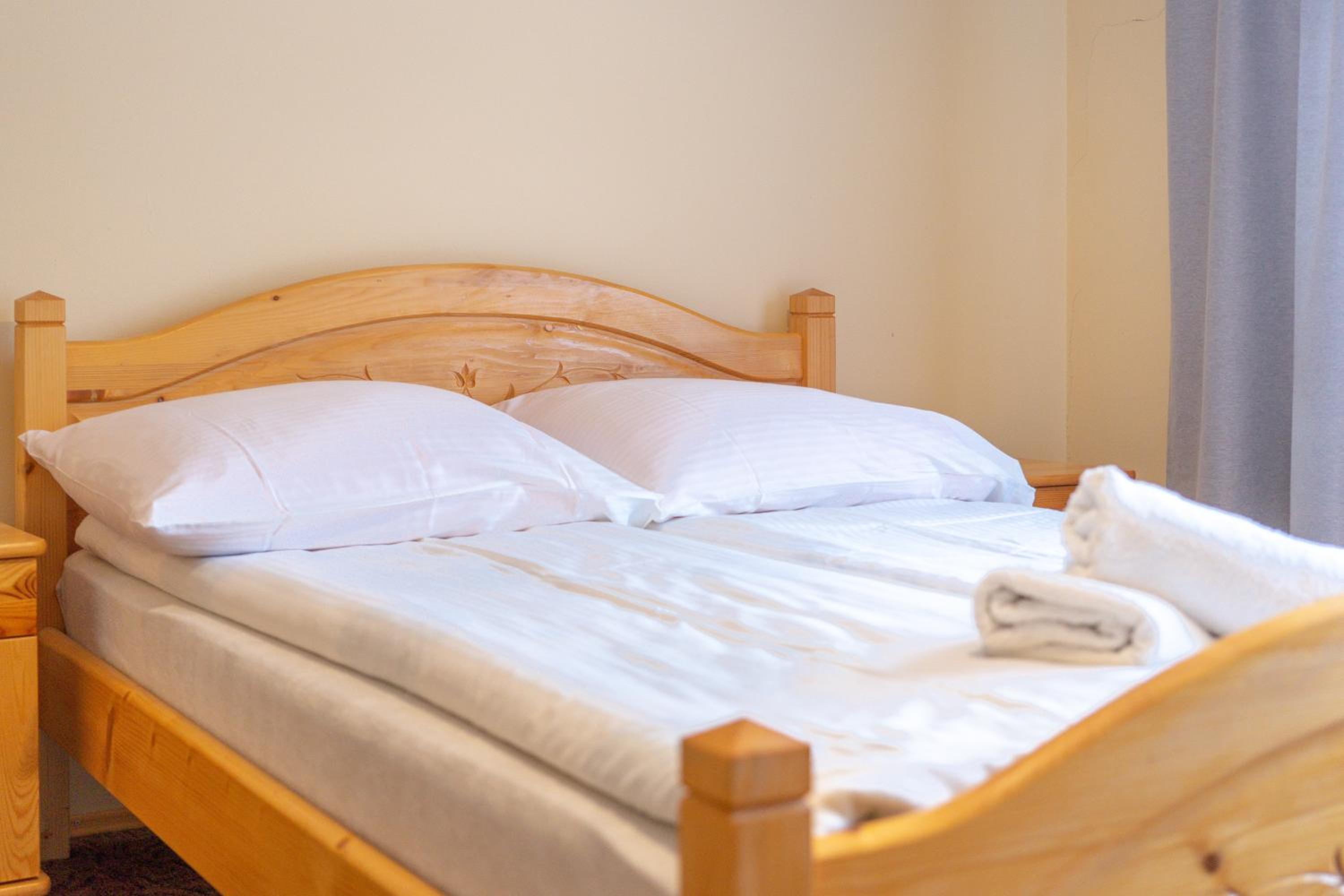 Deluxe Double Room (2 Adults + 1 Child) photo 3