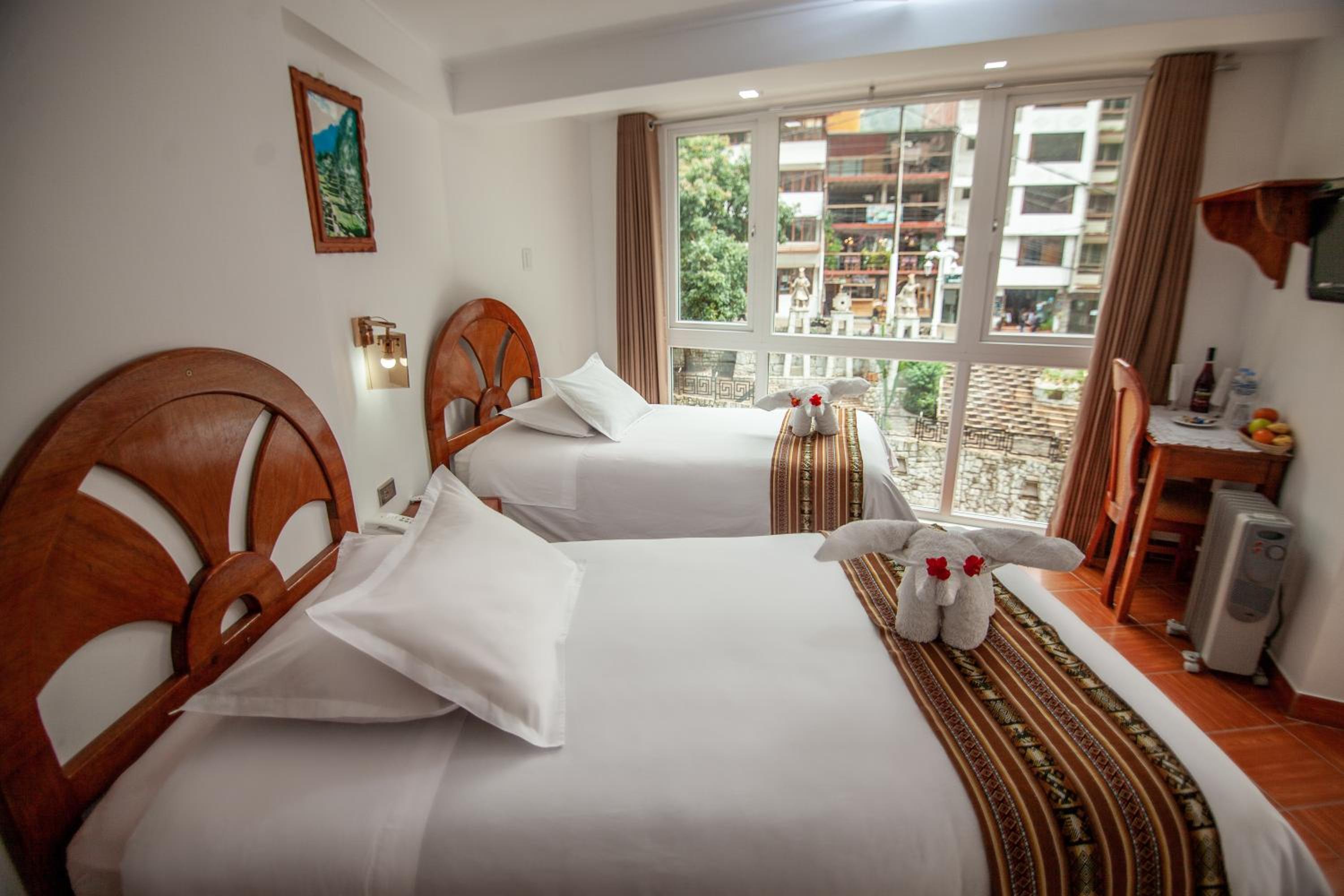 Triple Room with Mountain View