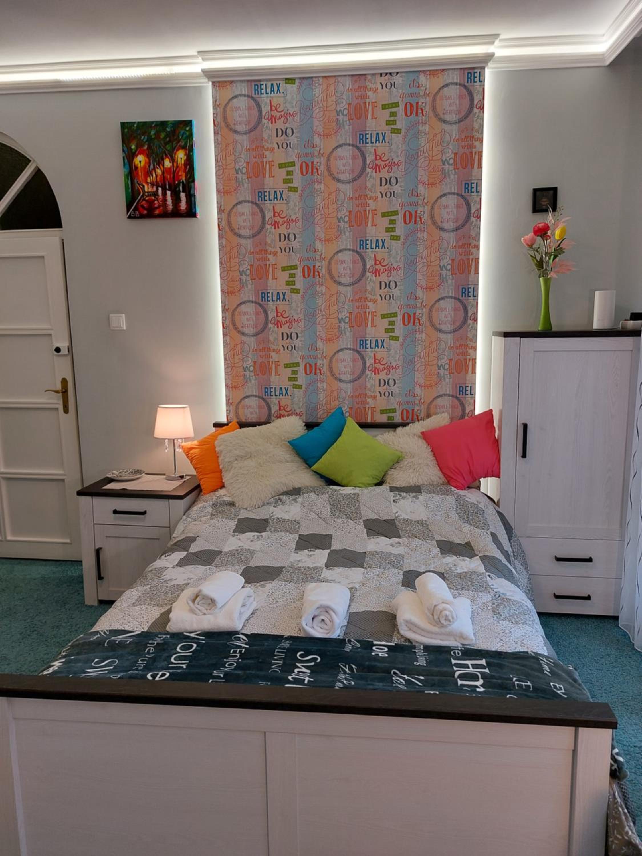 Standard Queen Room photo 1