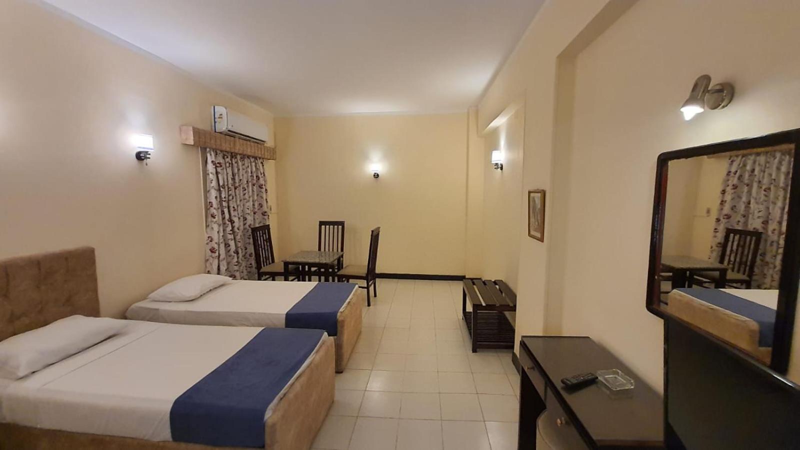 Standard Triple Room - Photo 8