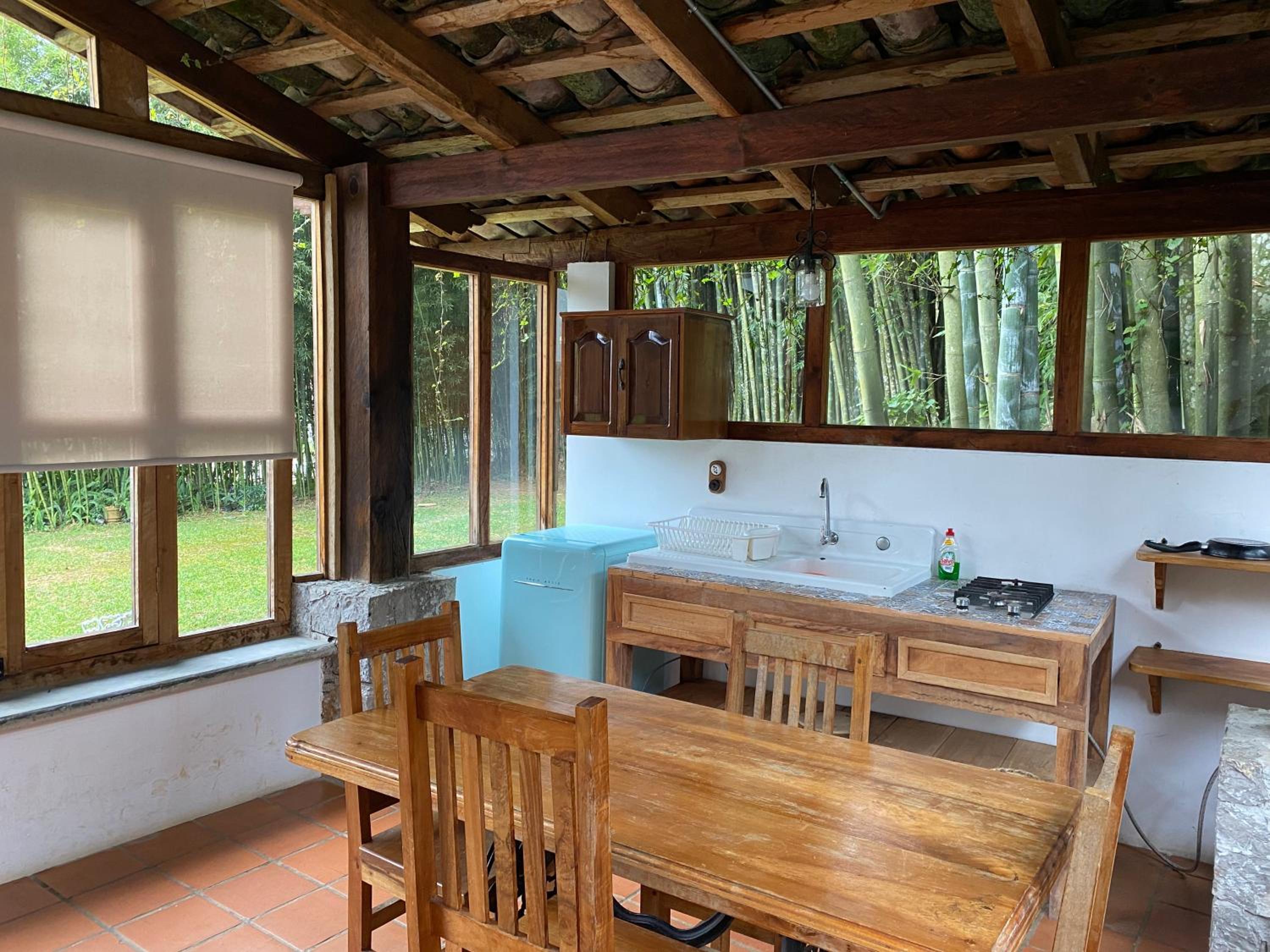 Villa - Photo 2
