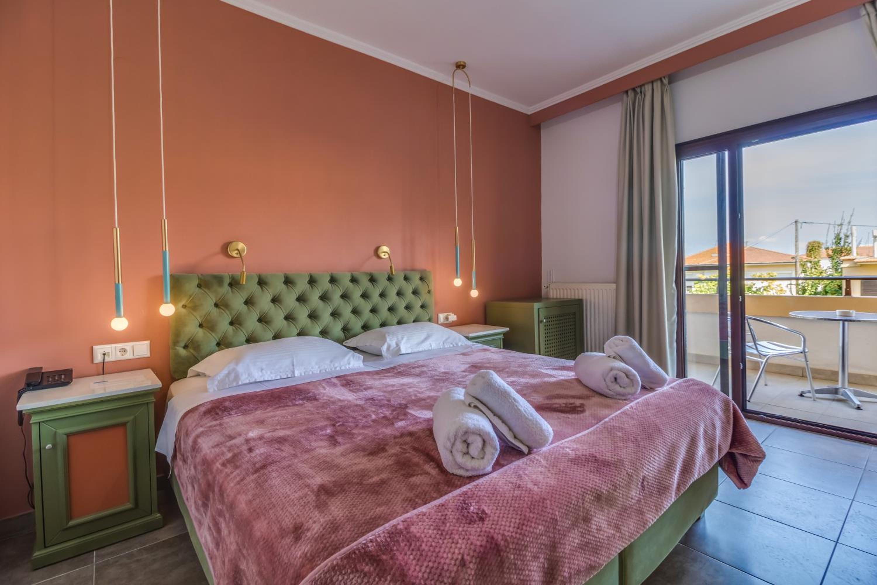 Superior Double or Twin Room - Photo 8