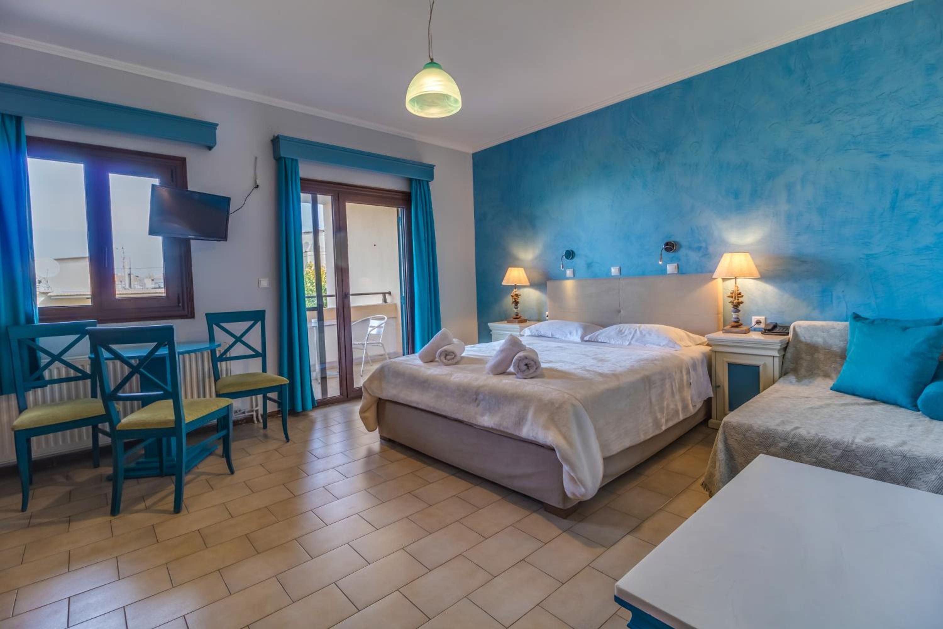 Standard Triple Room photo 1