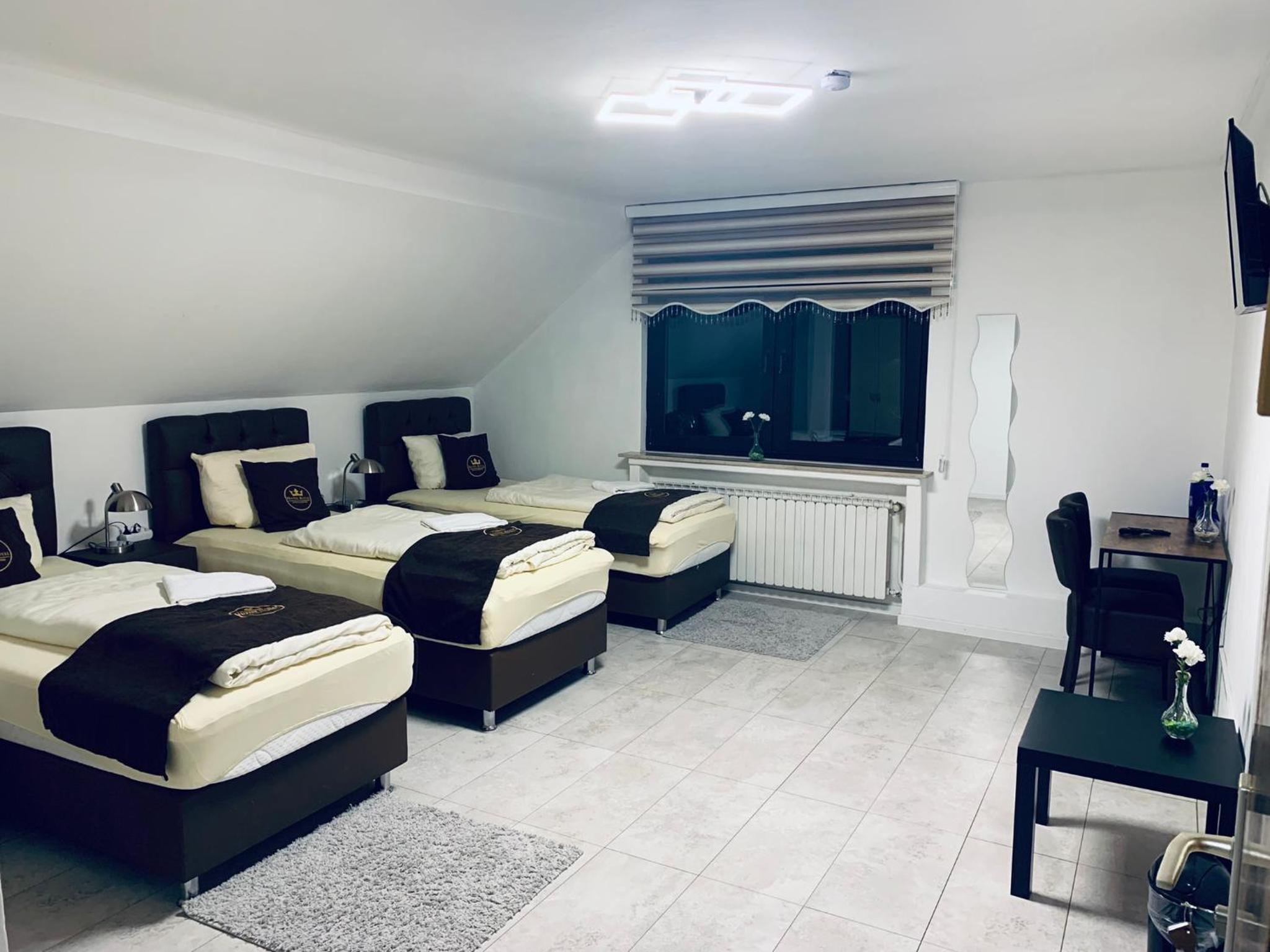 Triple Room with Private External Bathroom