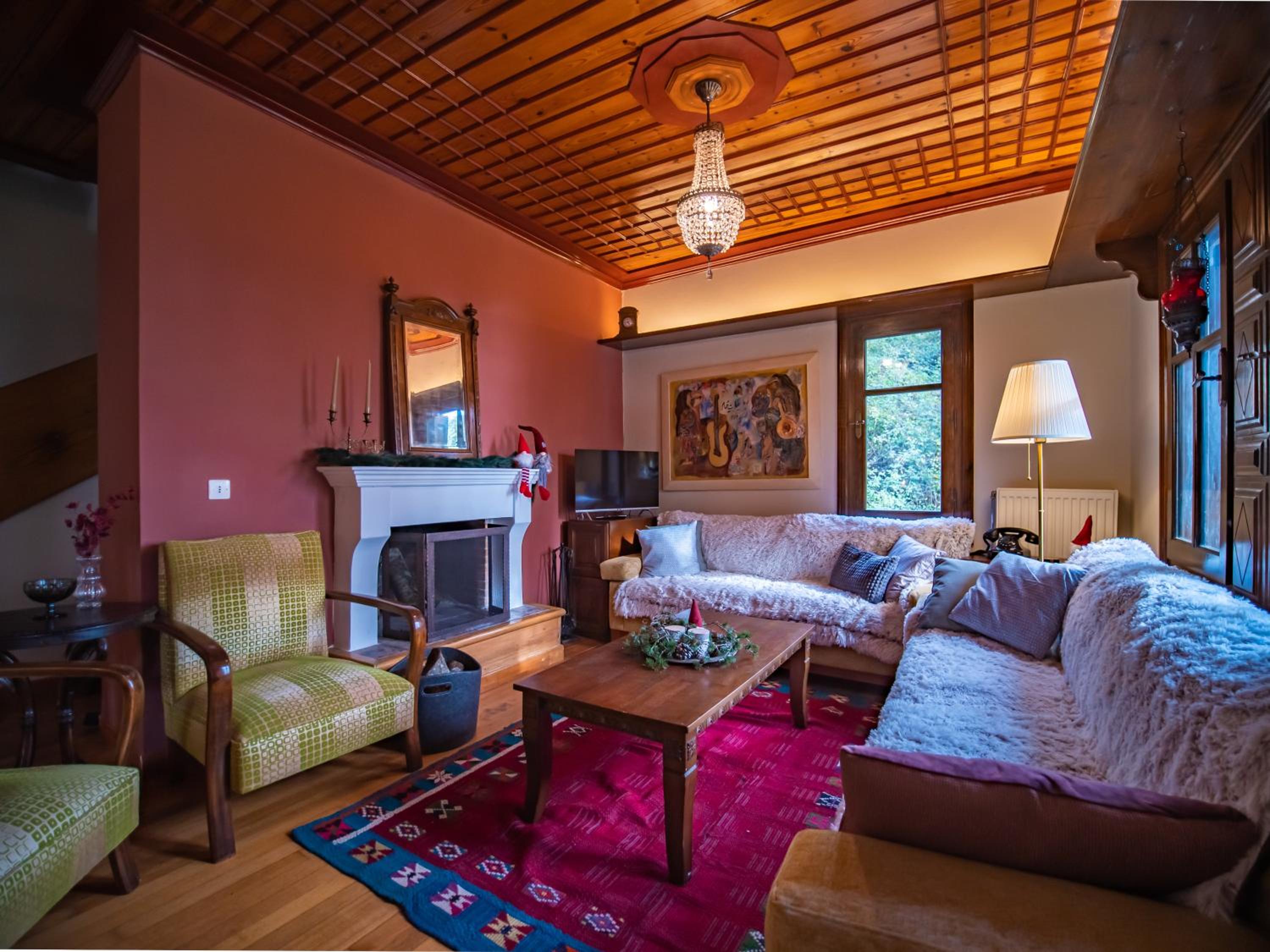 Three-Bedroom Villa photo 1