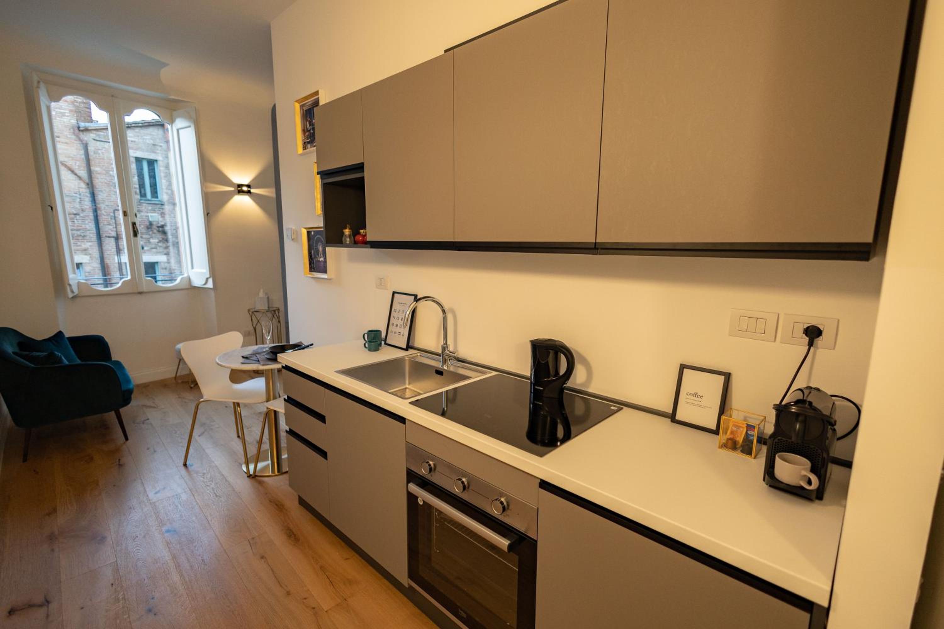 Deluxe Apartment photo 3