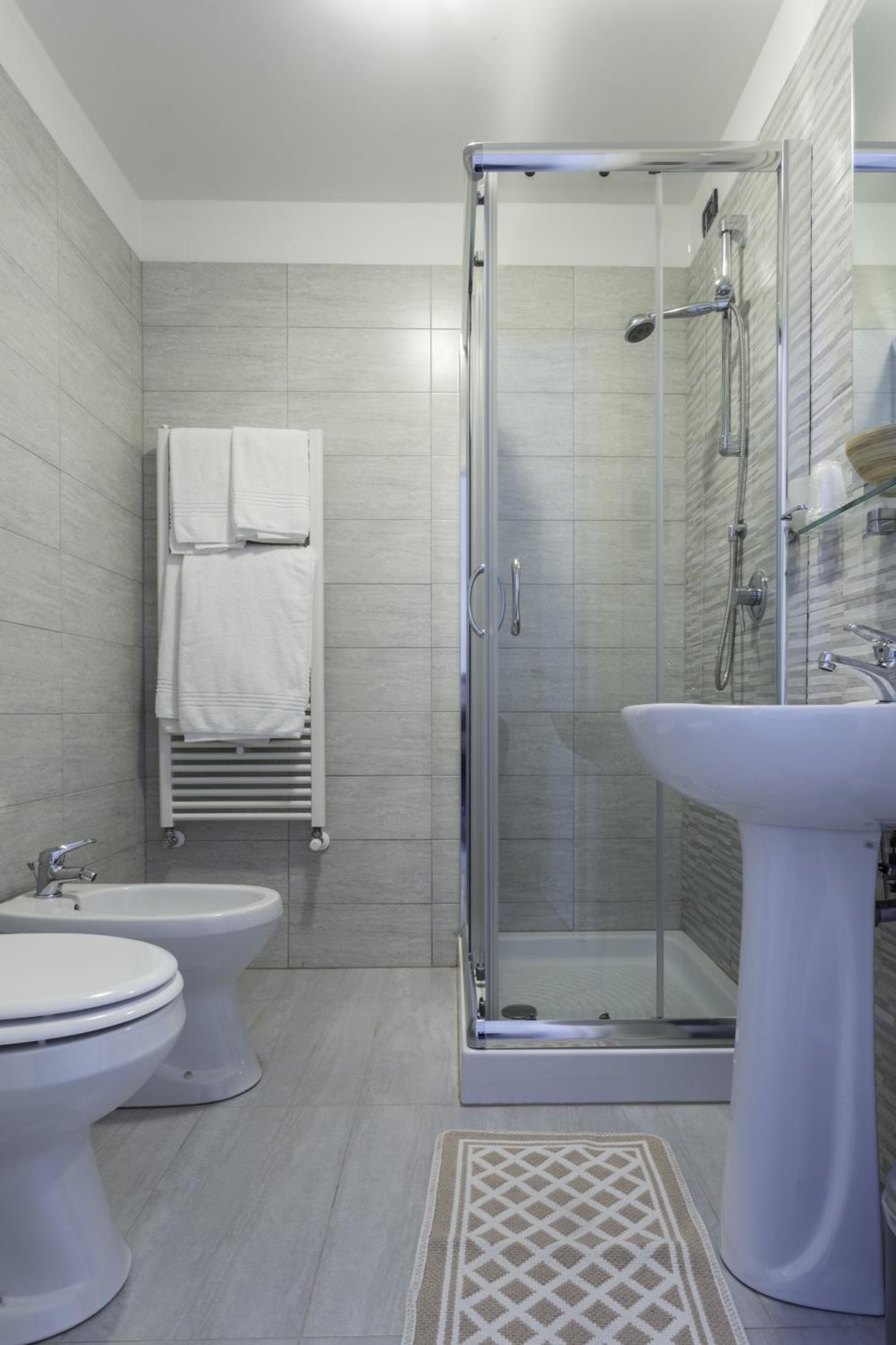 Single Room photo 2