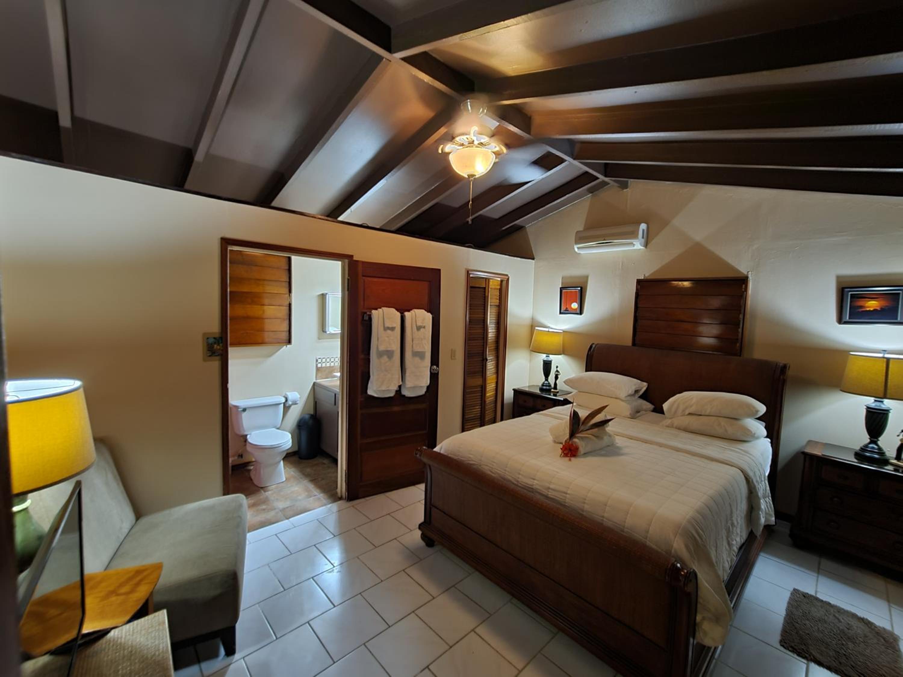 Deluxe Double Room photo 3