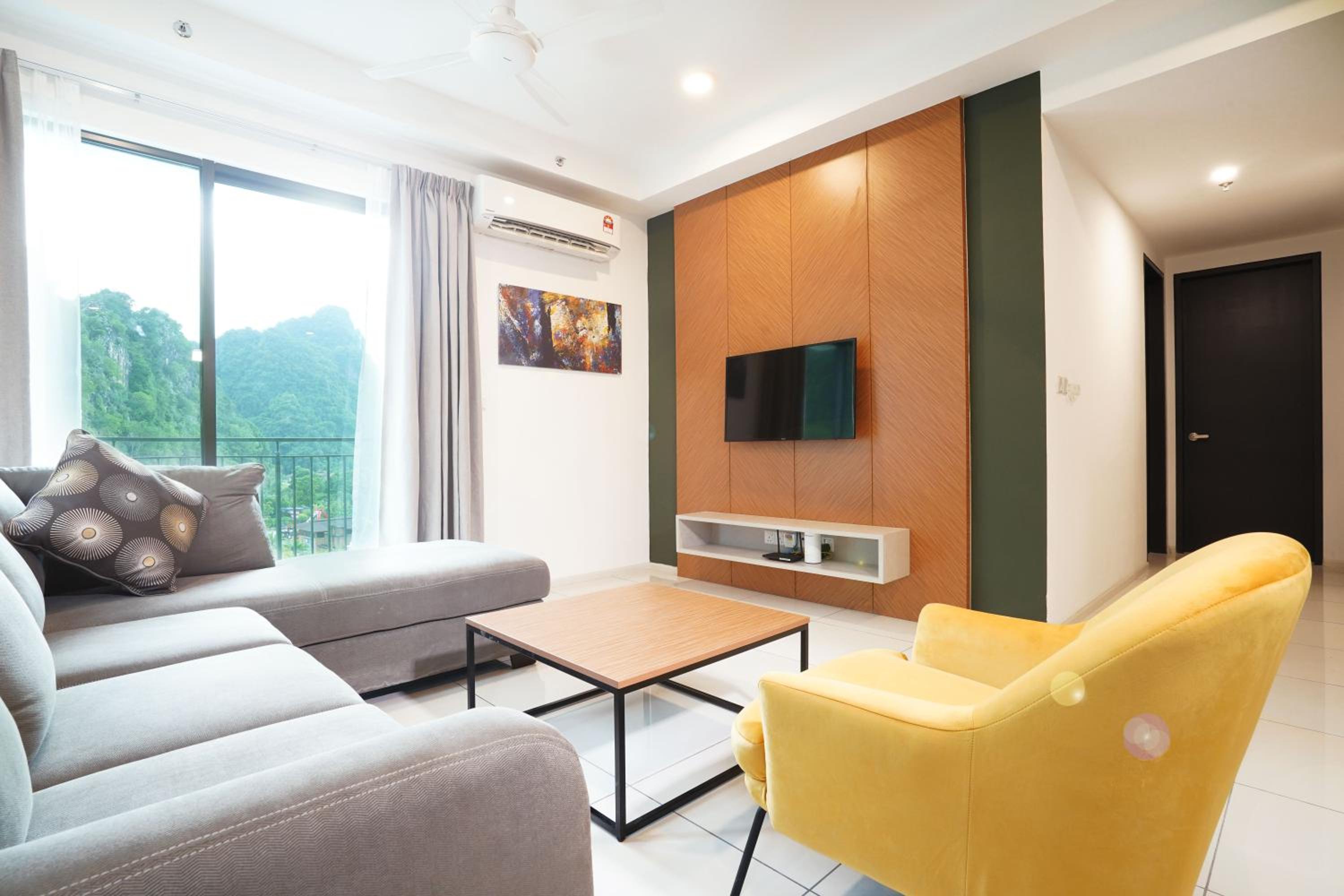 Sapphire Suite