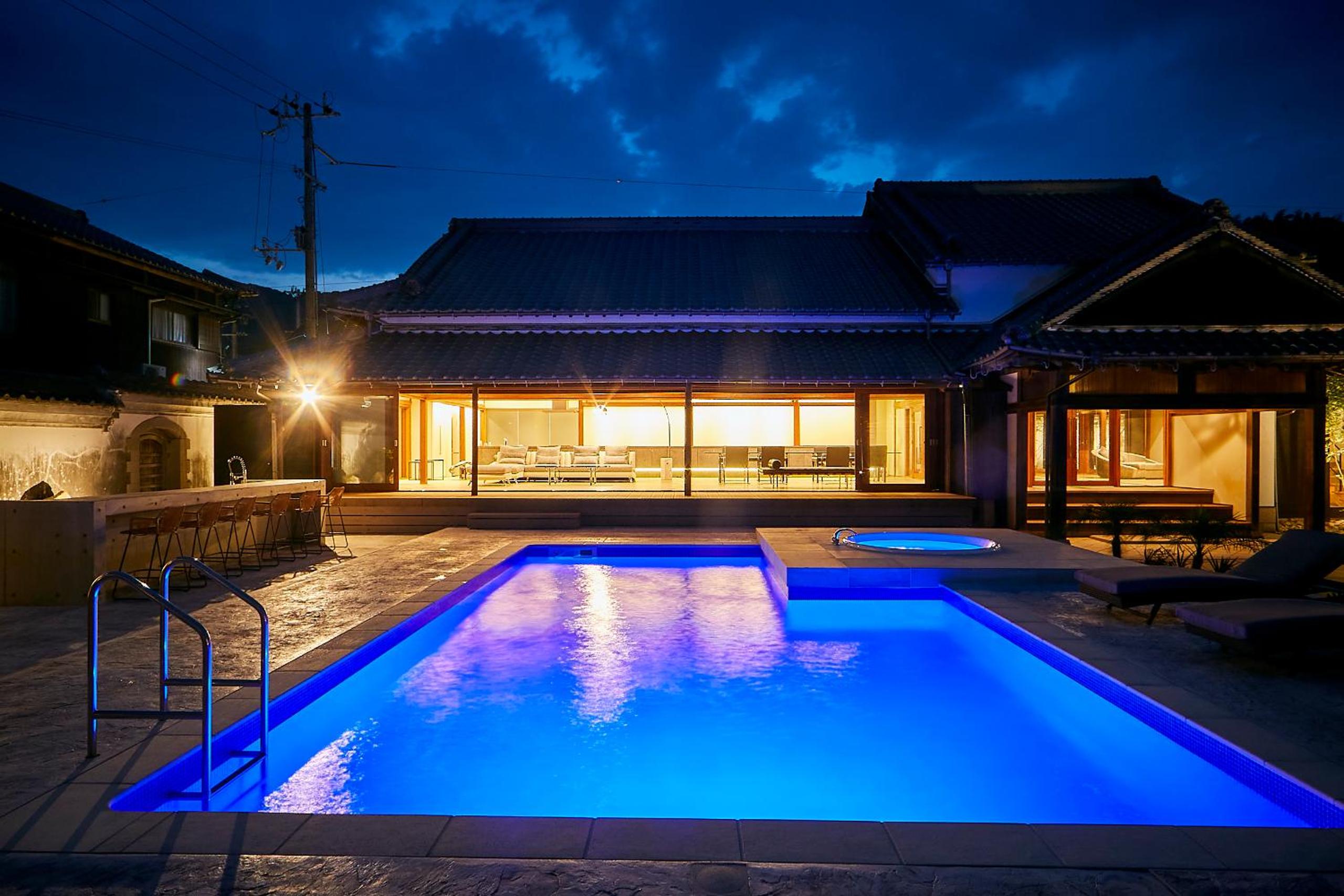 Villa with Private Pool - Photo 59
