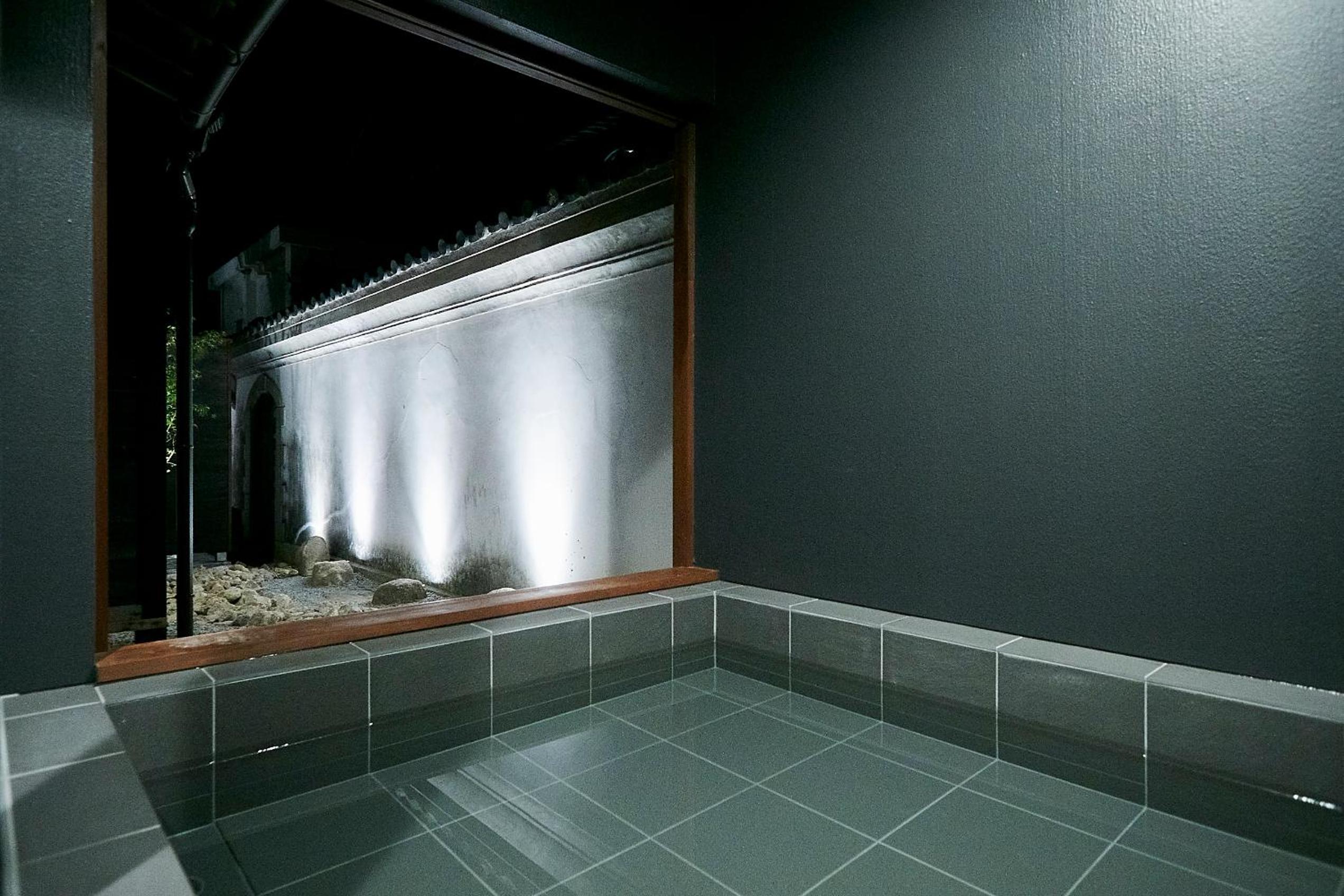 Villa with Private Pool - Photo 48
