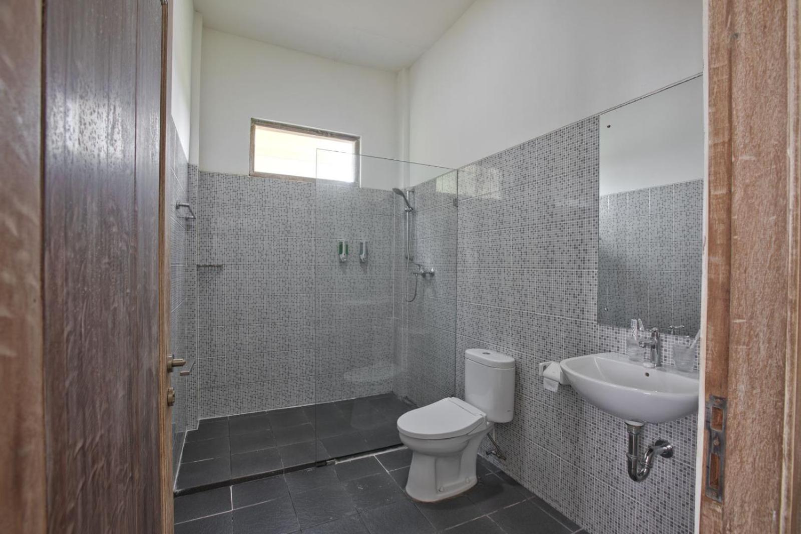 Standard Double Room - Photo 3