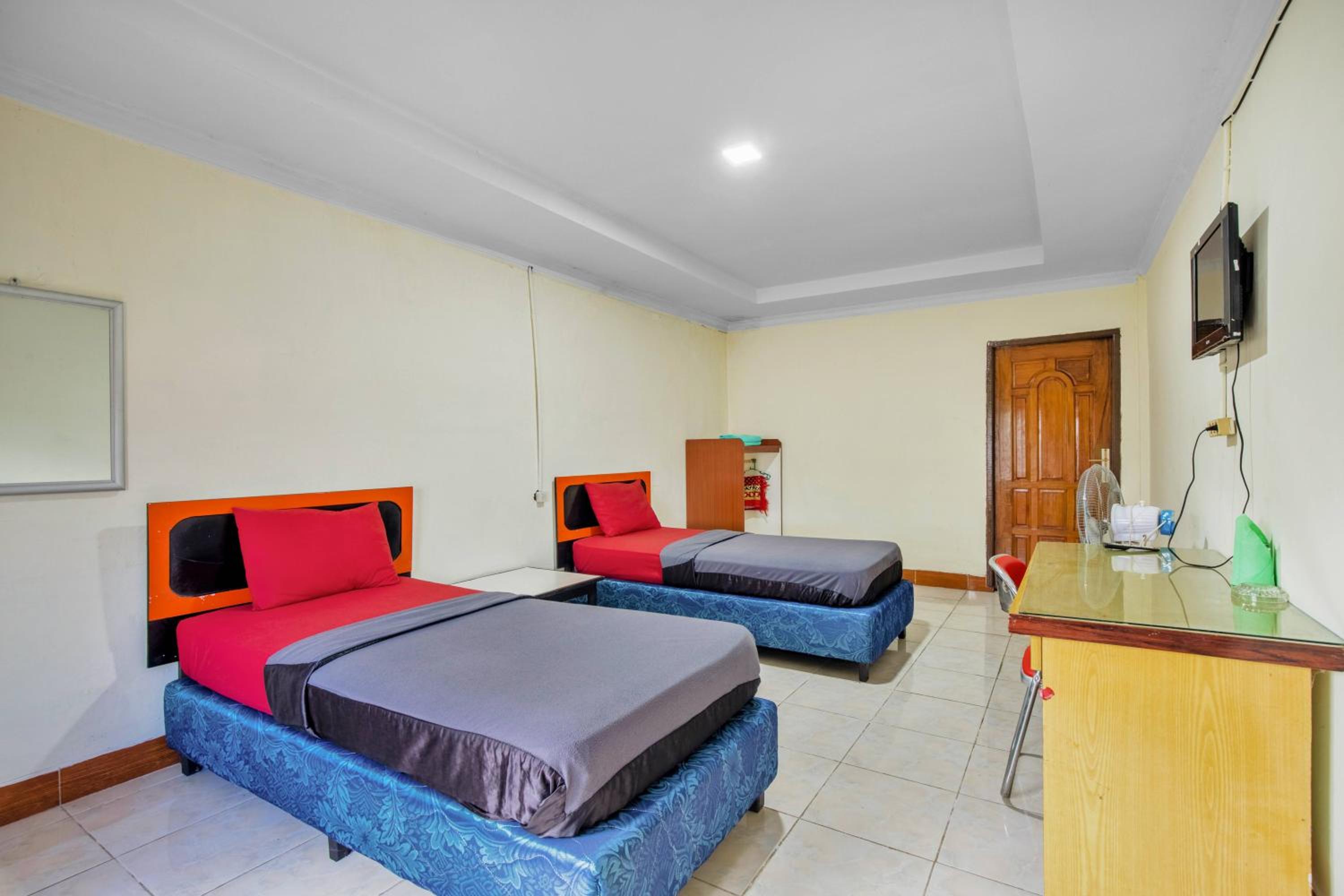 Economy Double Room - Photo 1