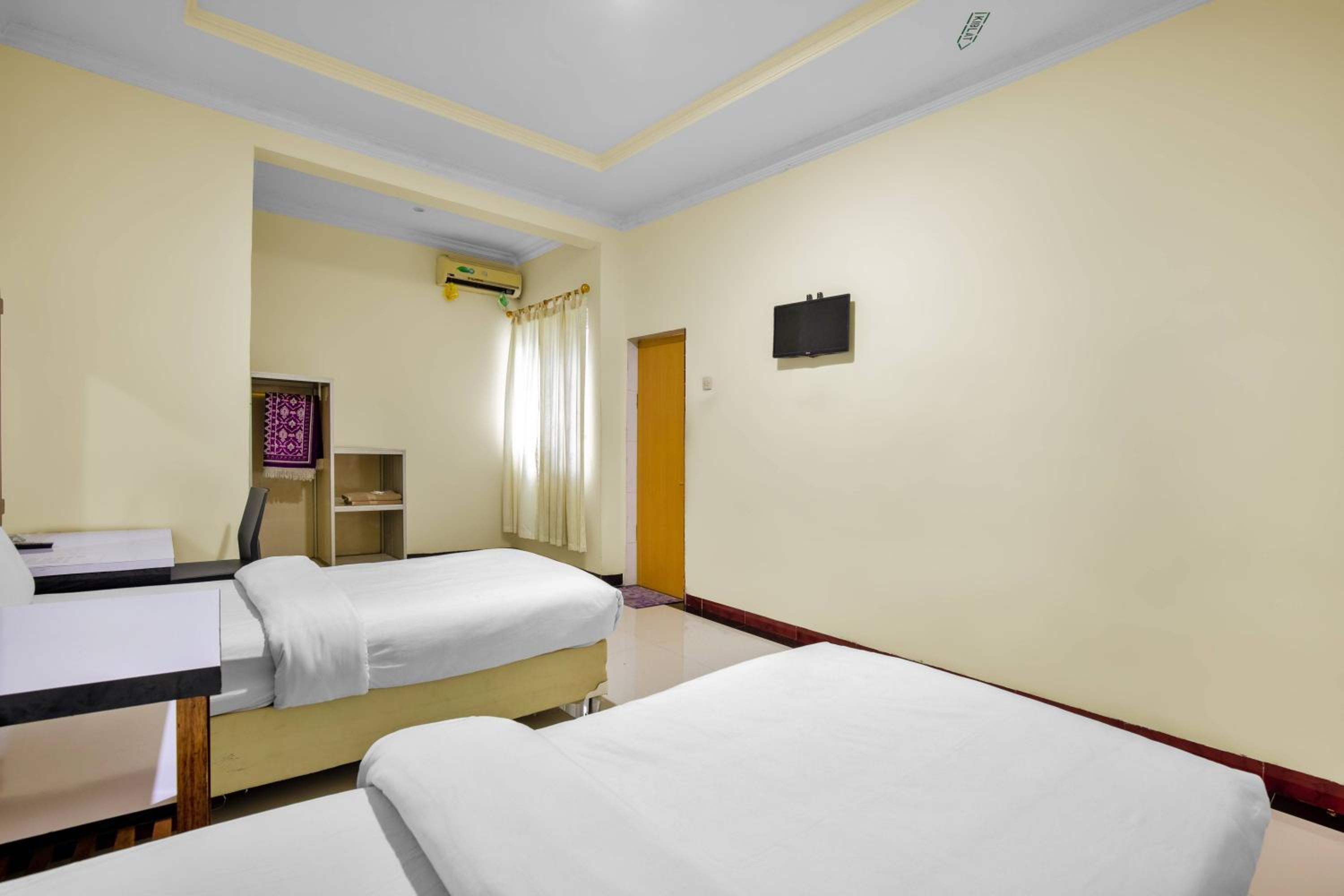 Standard Double Room - Photo 4