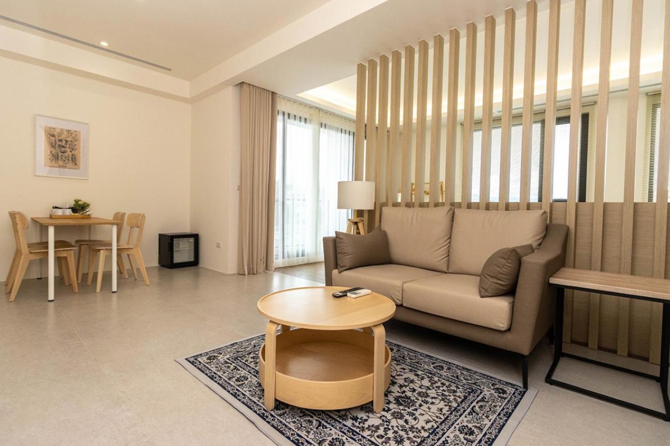 Quadruple Room with Garden View - Photo 4