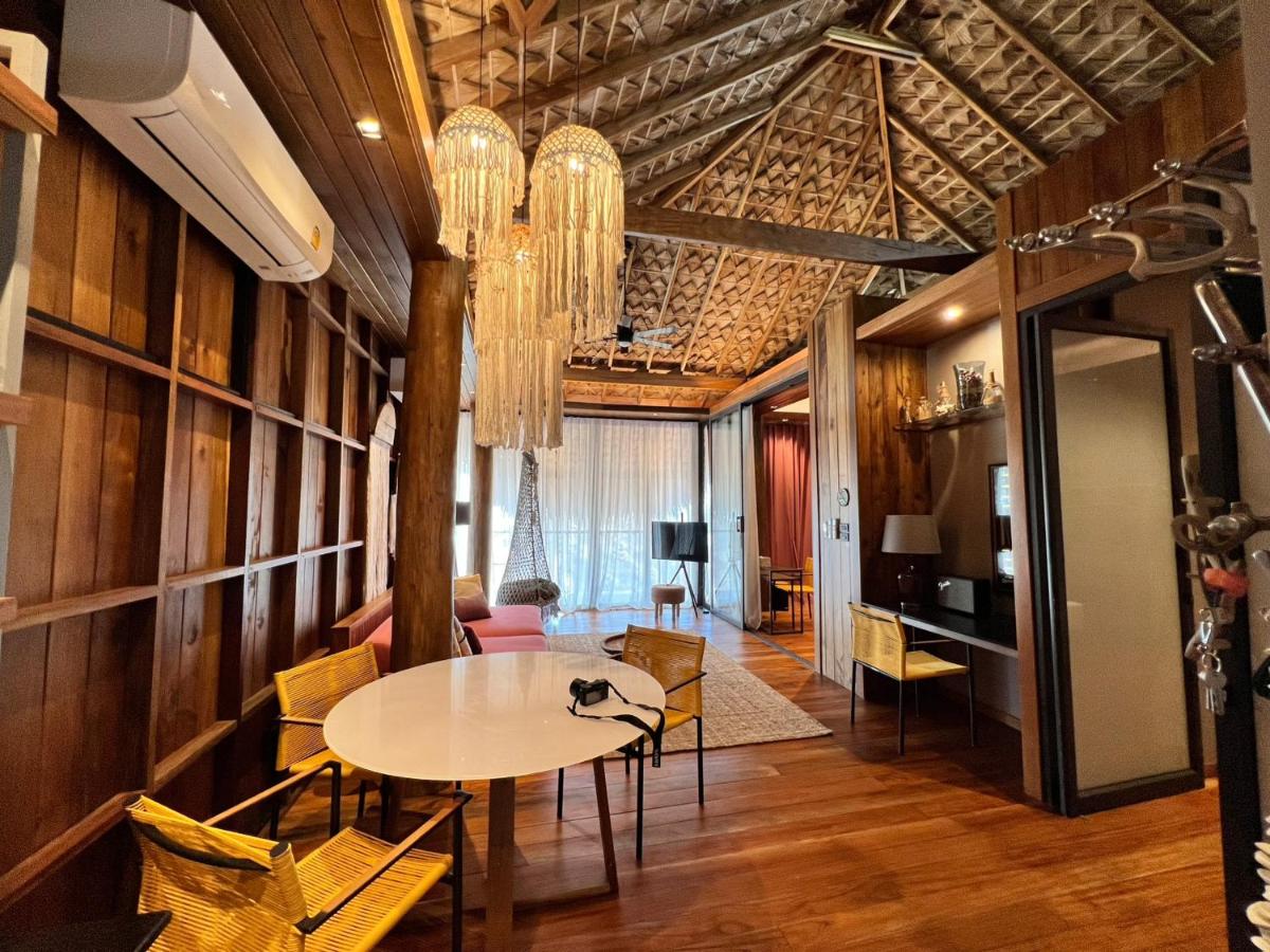 Villa with Sea View - Photo 26