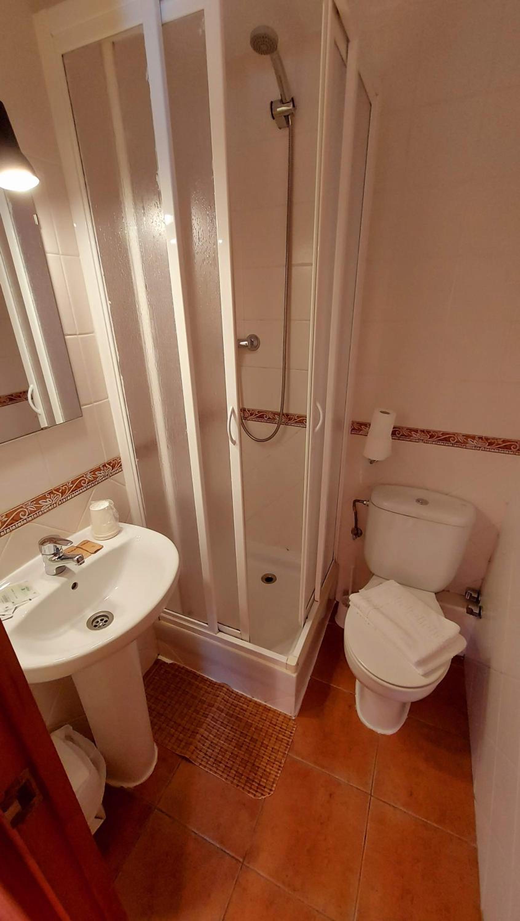 Superior Double Room - Photo 9
