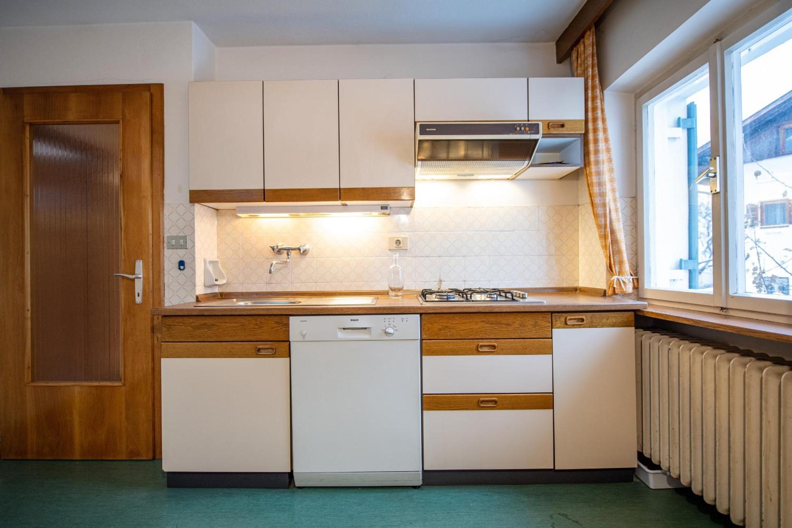 Apartment with Mountain View photo 3