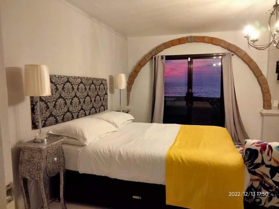 Superior Suite with Sea View photo 2