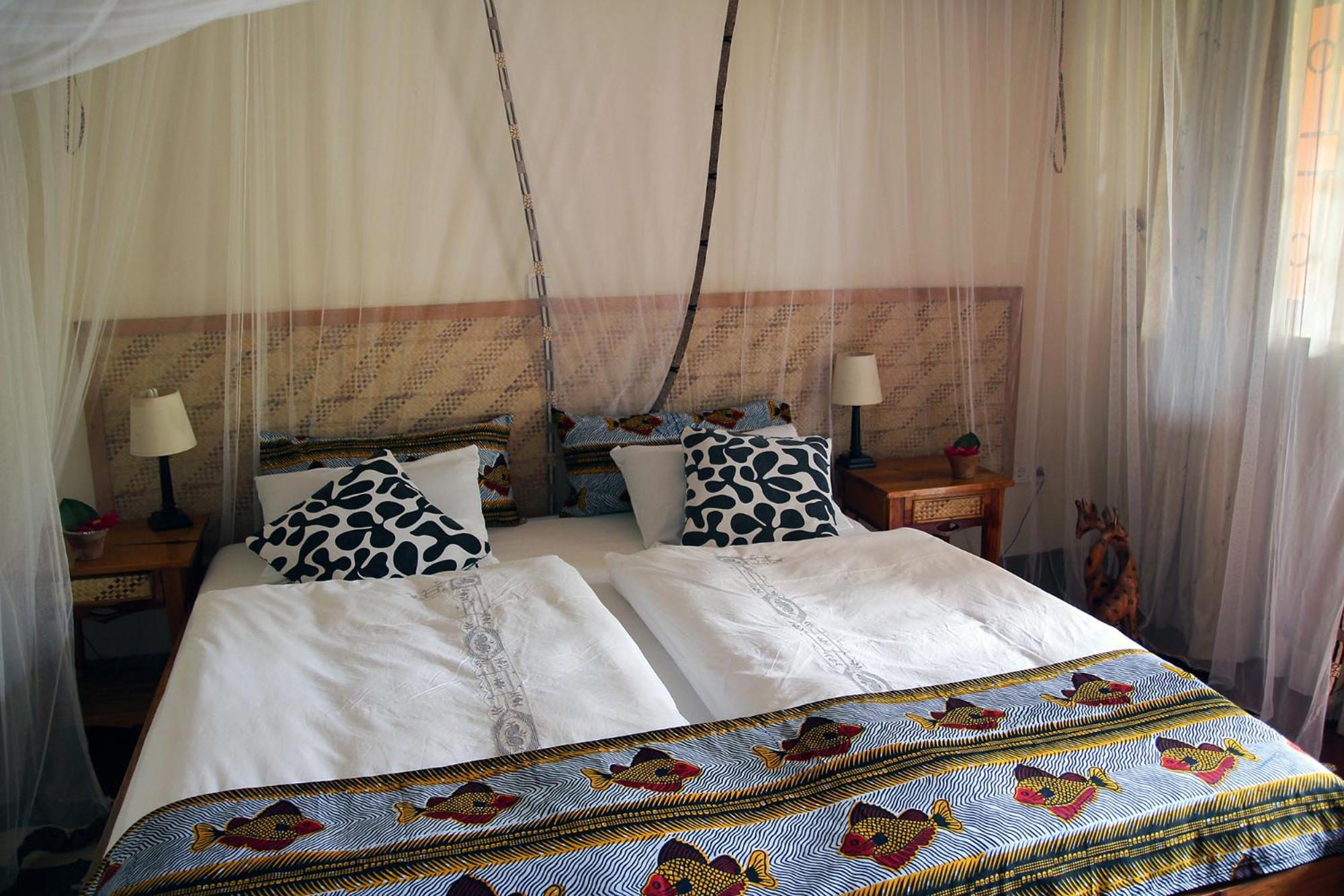 Double or Twin Room with Bathroom photo 2