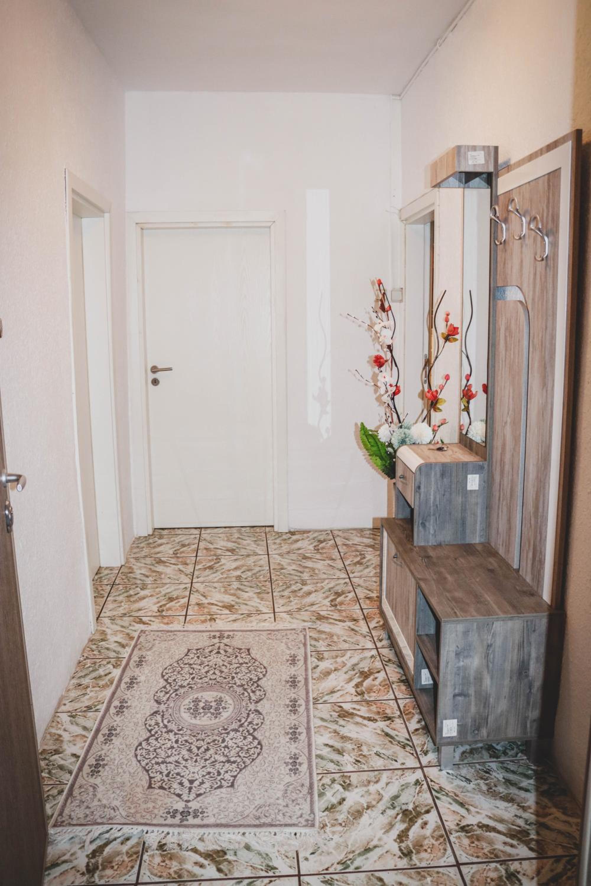 Two-Bedroom Apartment - Photo 8