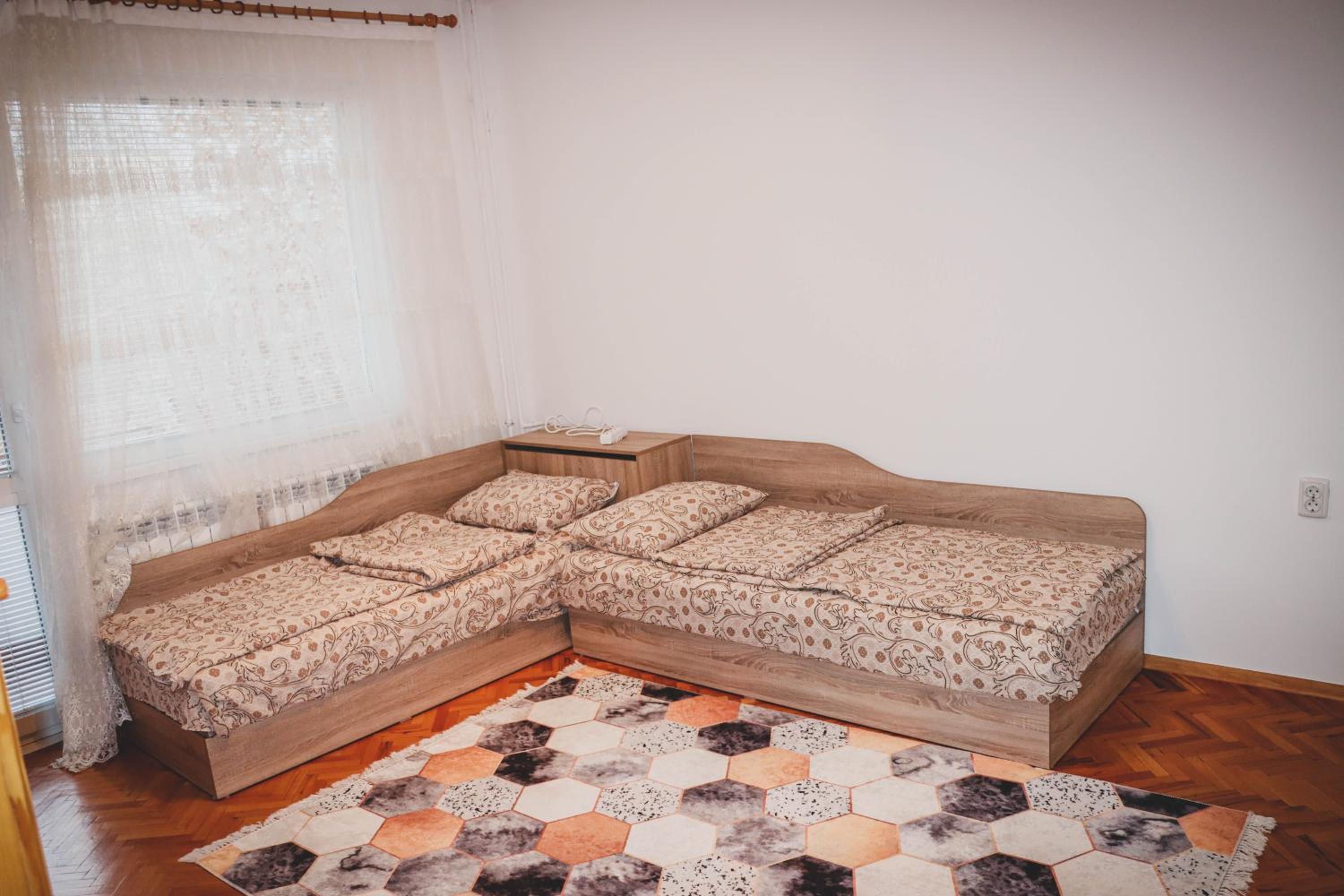 Two-Bedroom Apartment - Photo 9