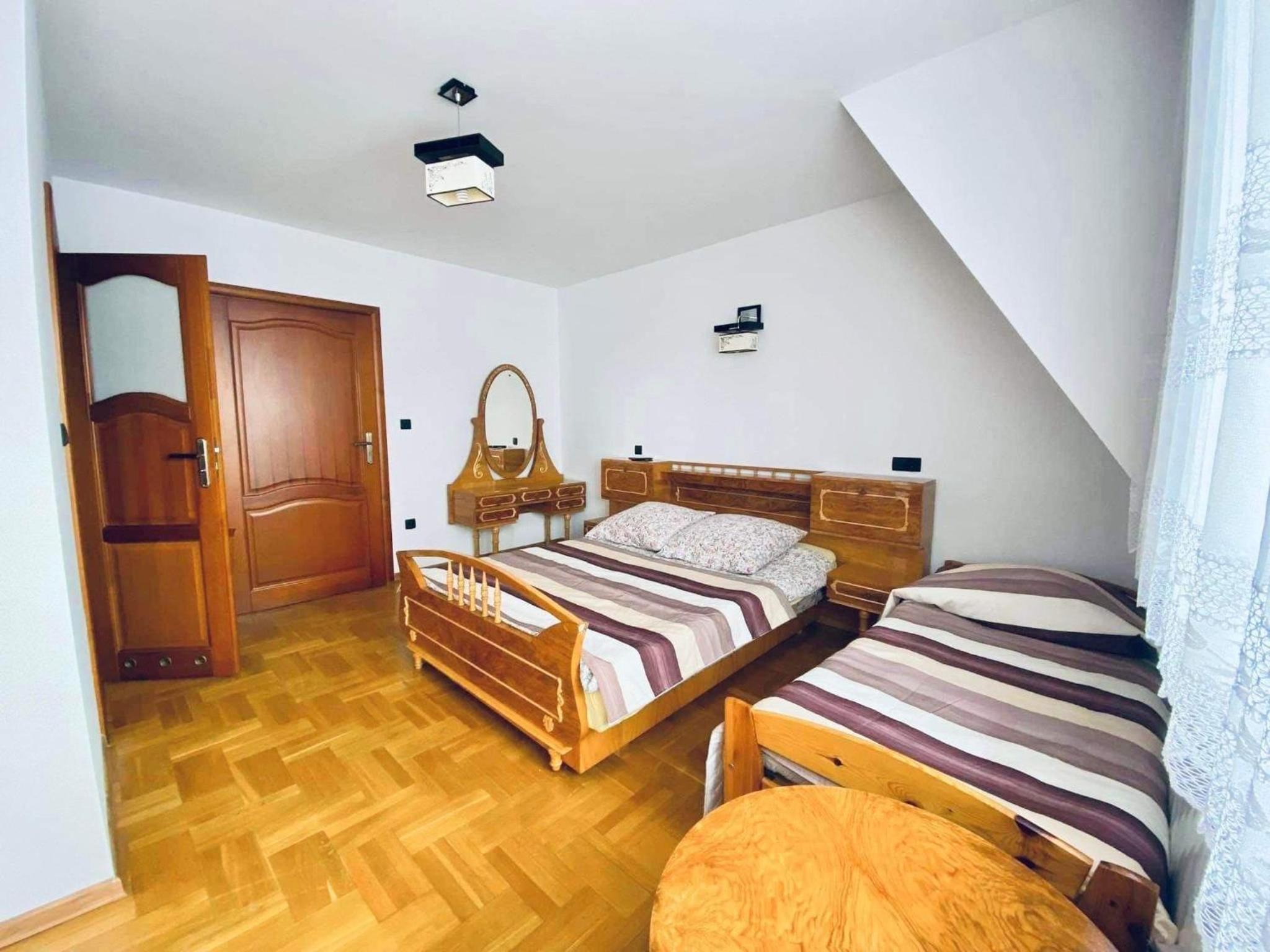 Standard Triple Room photo 2