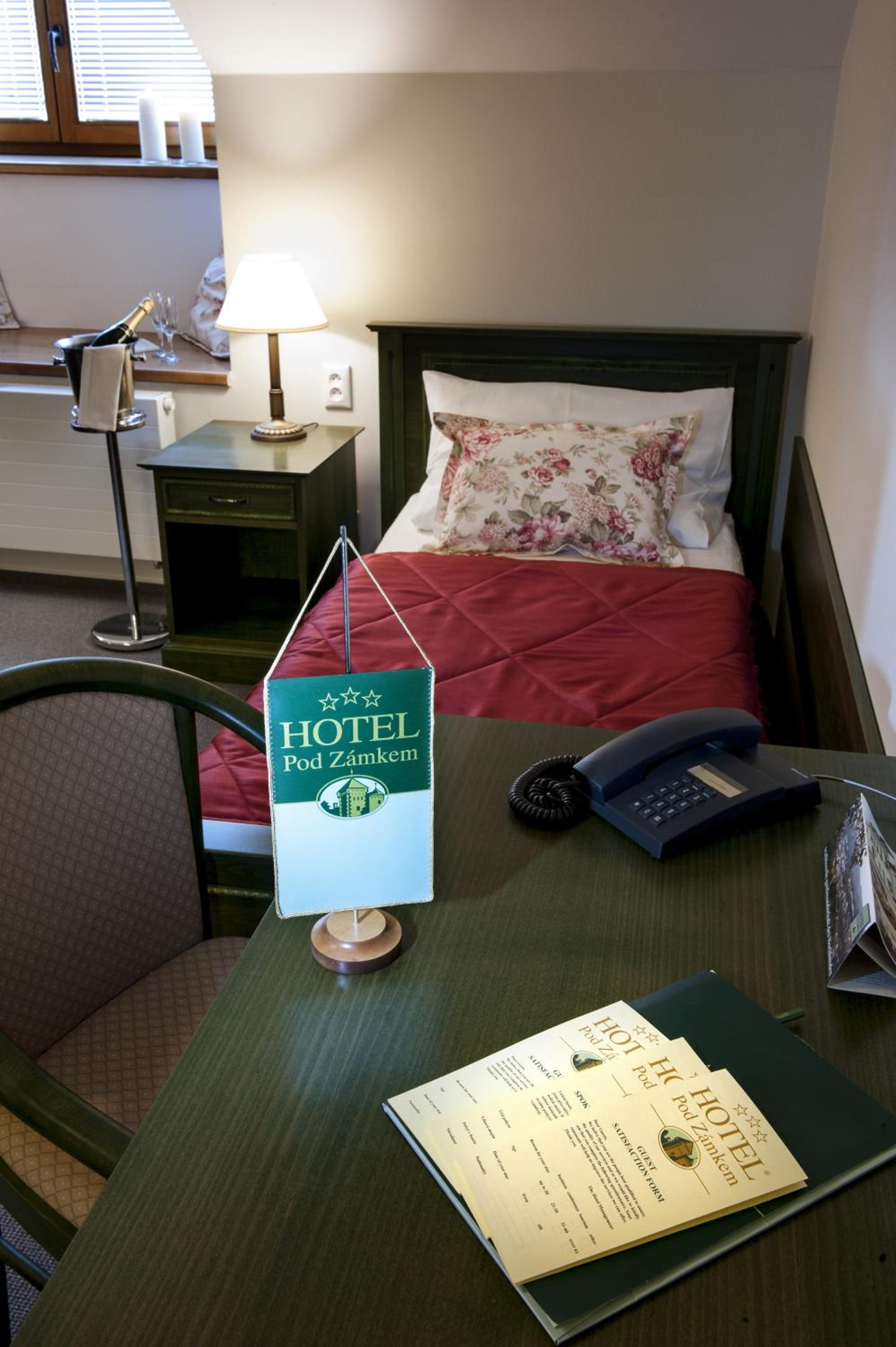 Twin Room - Photo 3