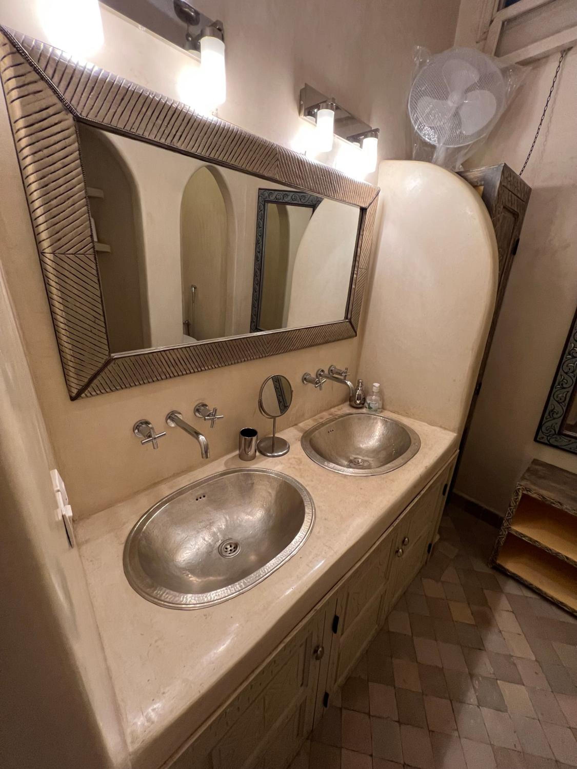 Queen Suite - Photo 3